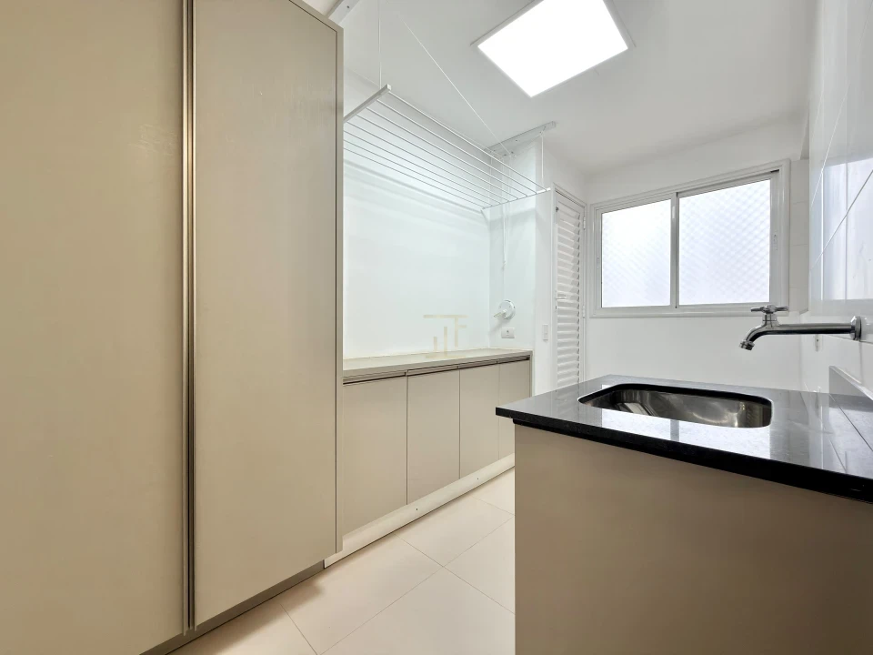 Imagens do imóveis Apartamento à Venda na Gleba Palhano em Londrina - 3 Suítes