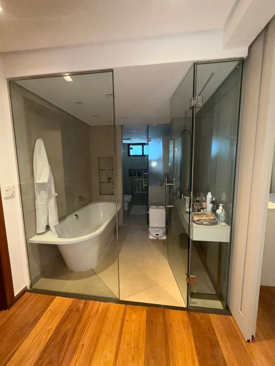 Imagens do imóveis APARTAMENTO 4 QUARTOS JARDIM LONDRILAR