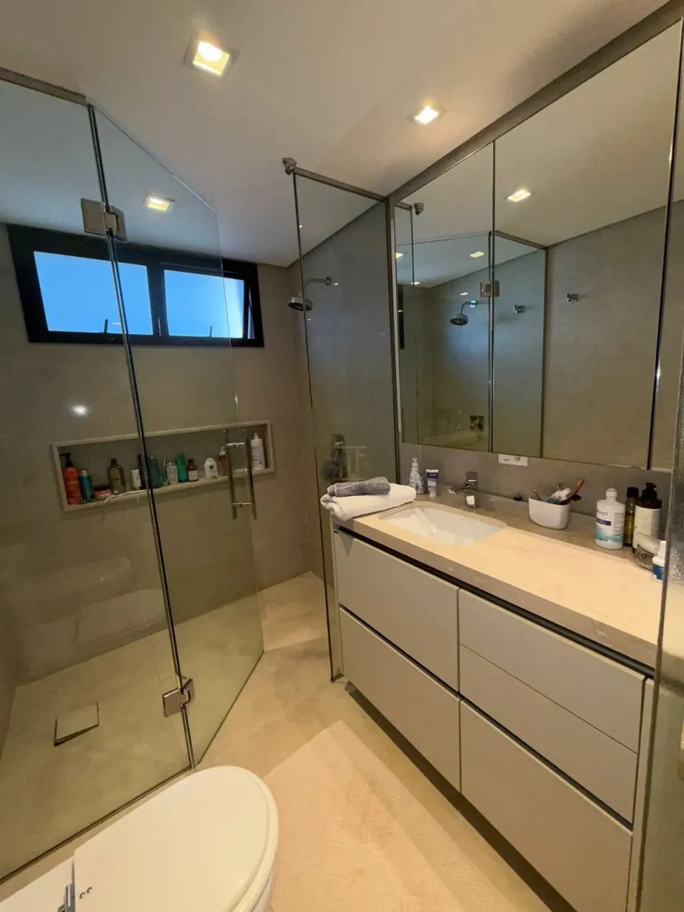 Imagens do imóveis APARTAMENTO 4 QUARTOS JARDIM LONDRILAR