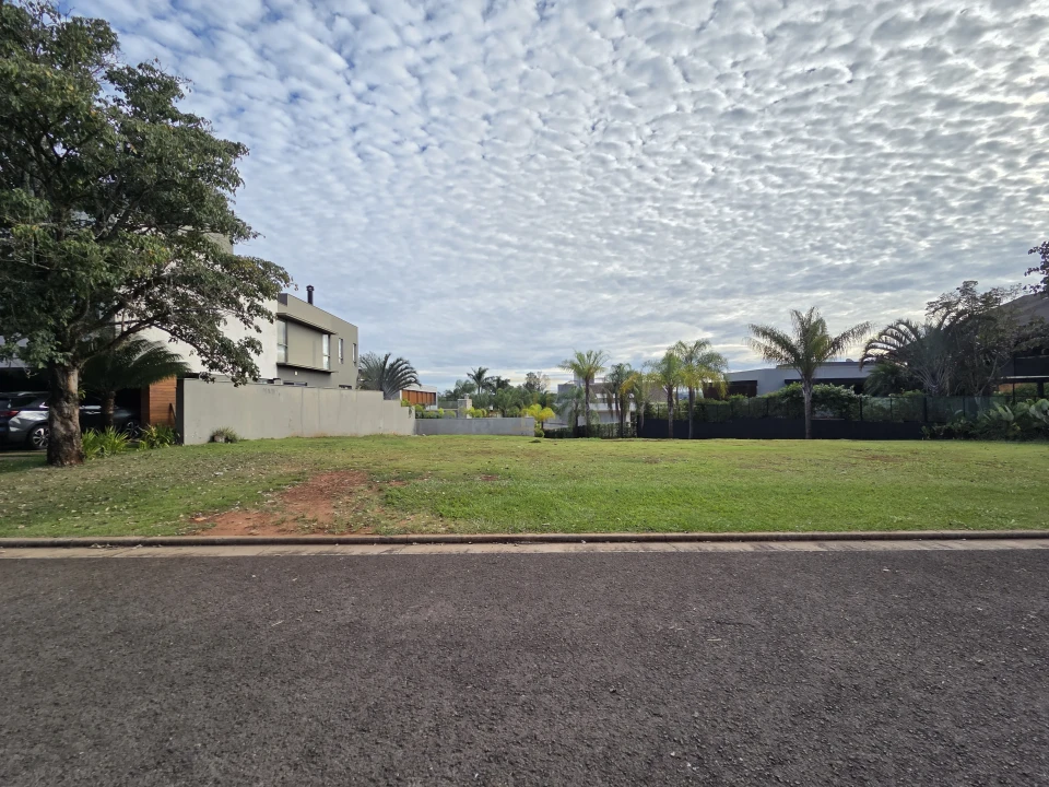 Imagens do imóveis TERRENO Á VENDA Alphaville Imbúias Londrina | Valor Sob Consulta