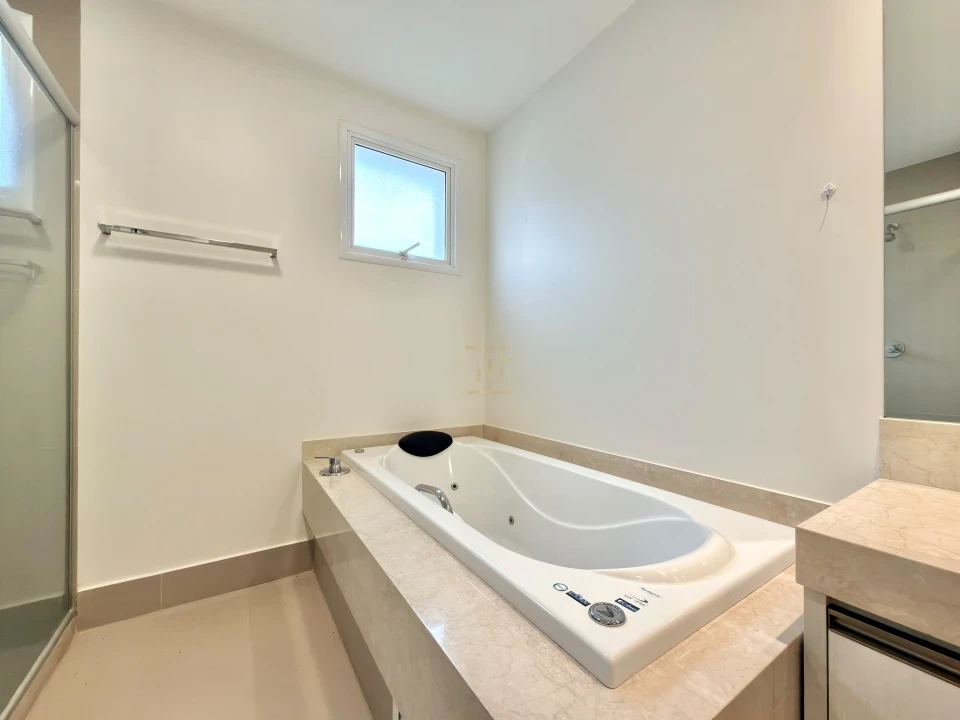 Imagens do imóveis Apartamento à Venda na Gleba Palhano em Londrina - 3 Suítes