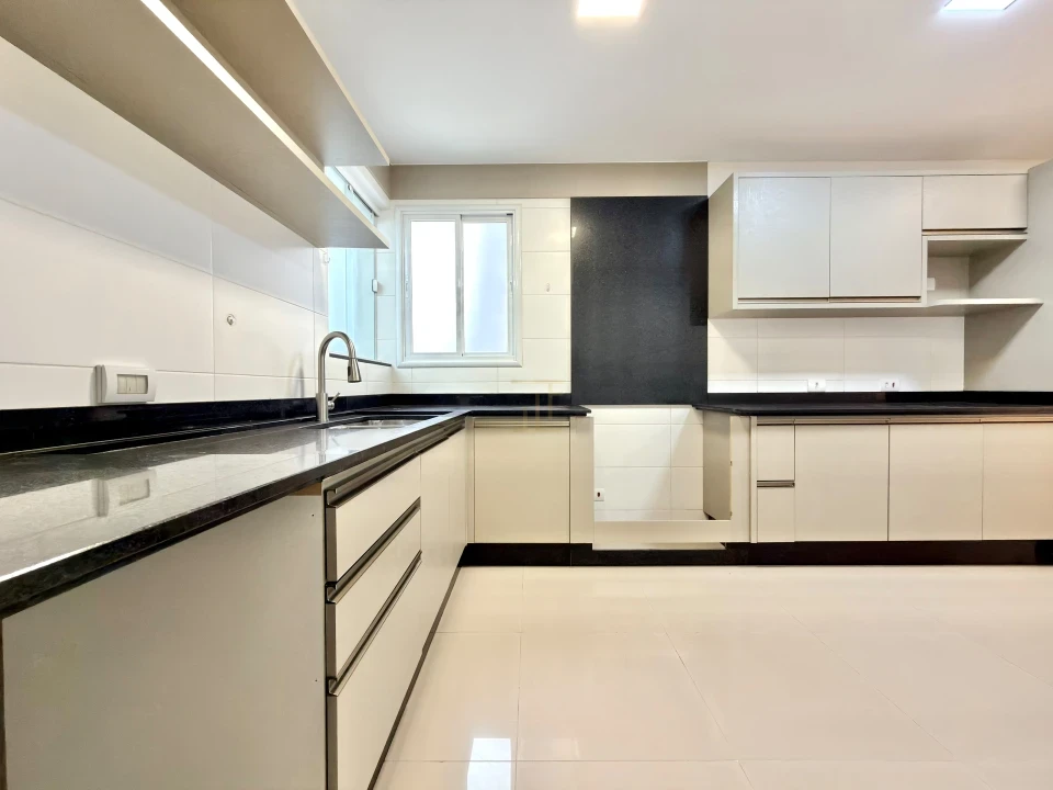Imagens do imóveis Apartamento à Venda na Gleba Palhano em Londrina - 3 Suítes