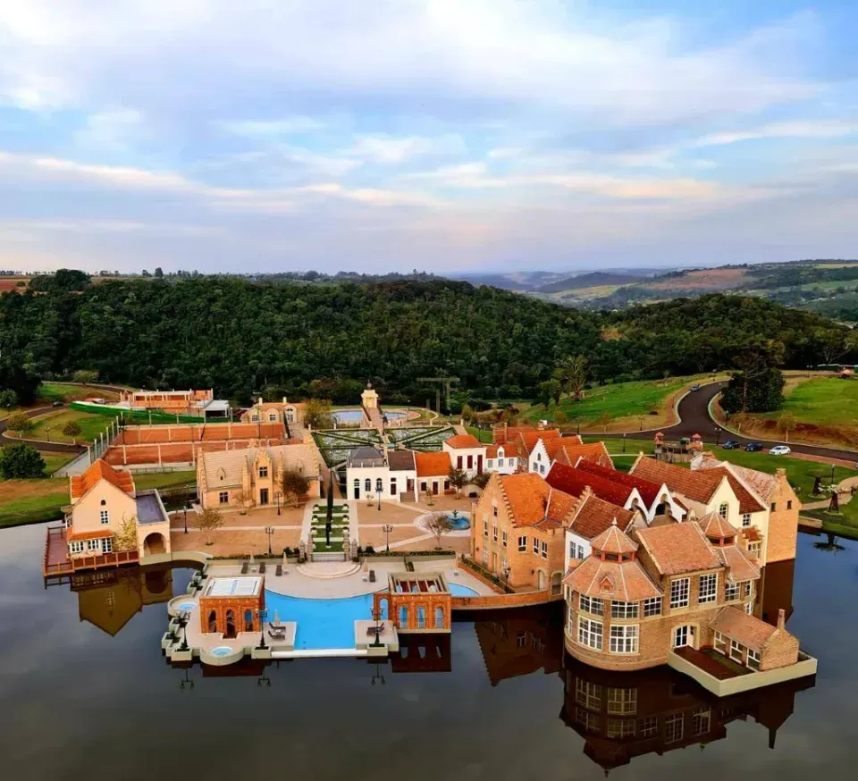 Imagens do imóveis TERRENO DE ALTO PADRÃO NO THE EURO ROYAL RESIDENCE & RESORT – LONDRINA