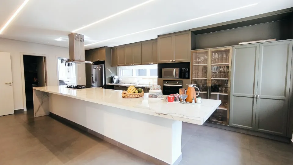 VENDE ou ALUGA - Casa Cond. Royal Tennis