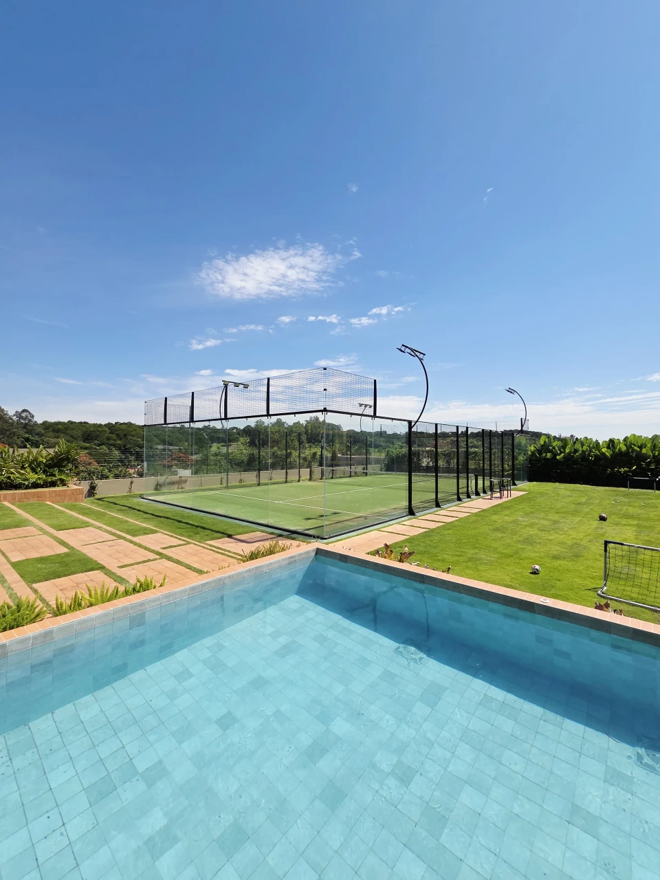 Casa a Venda com 4 Suítes