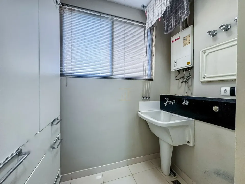 Imagens do imóveis Apartamento com 1 suite e 1 dormitório Centro