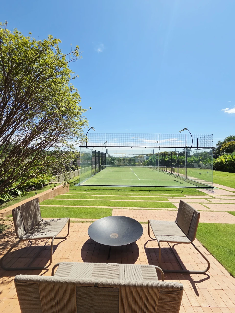 Casa a Venda com 4 Suítes