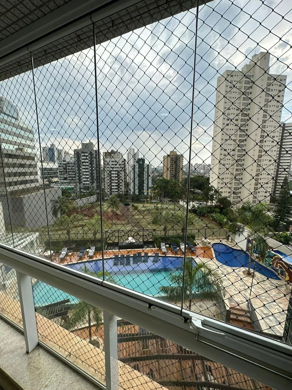 Imagens do imóveis Apartamento À Venda Edifício Casa Batlló Londrina