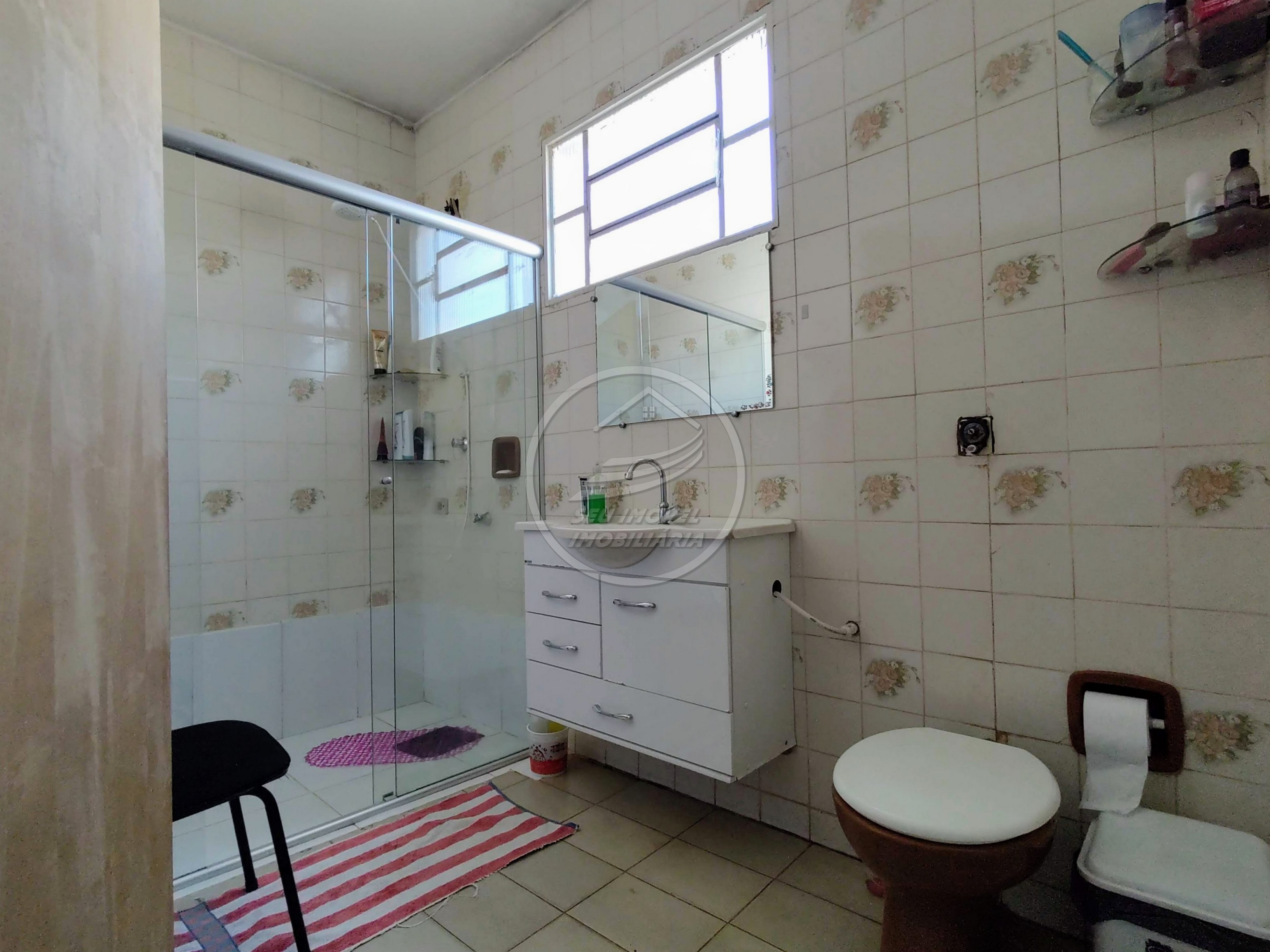 Casa a venda em Uberaba | Abadia | Com cômodo comercial | Oportunidade de investimento | R$ 500 mil