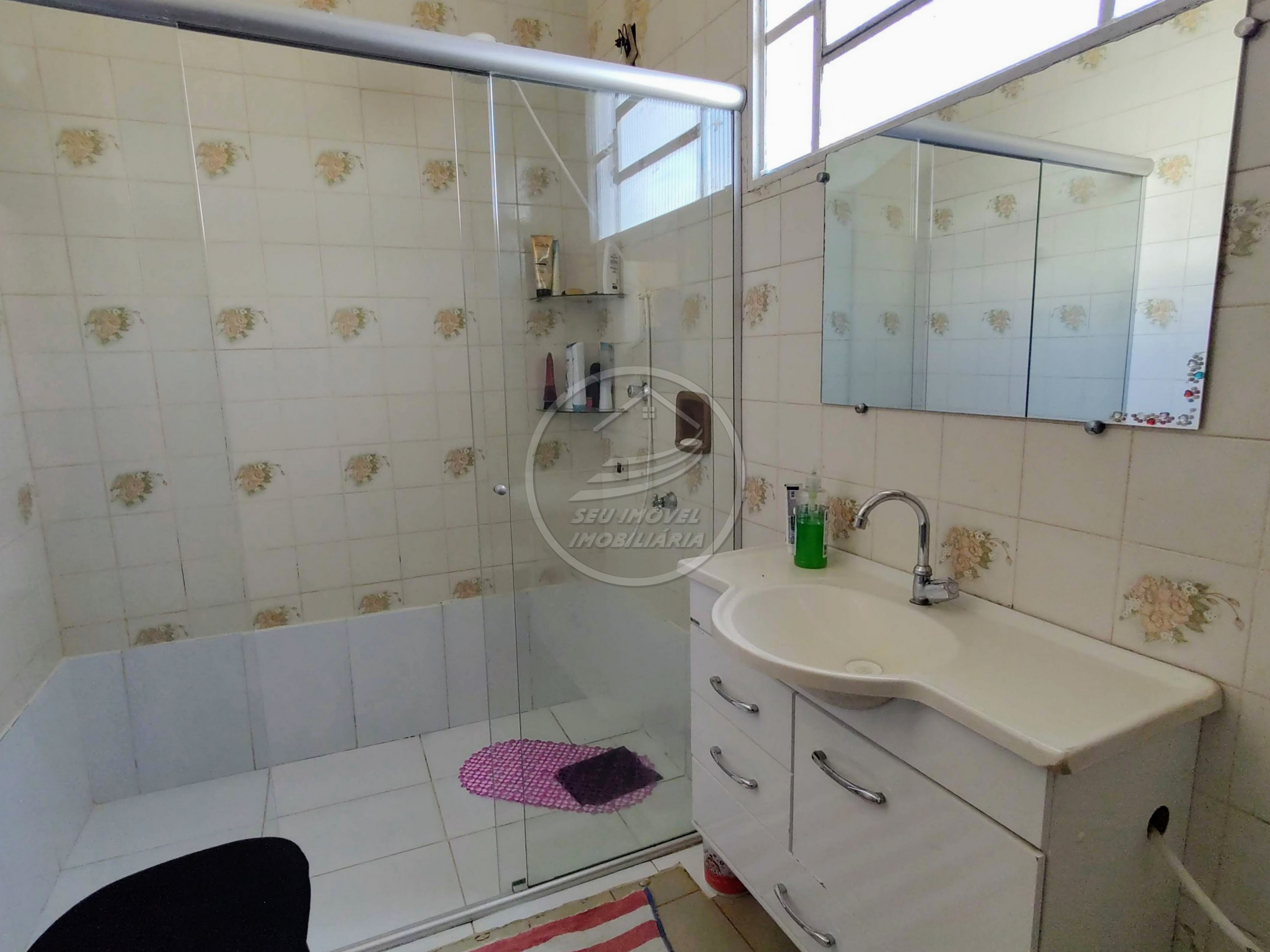 Casa a venda em Uberaba | Abadia | Com cômodo comercial | Oportunidade de investimento | R$ 500 mil