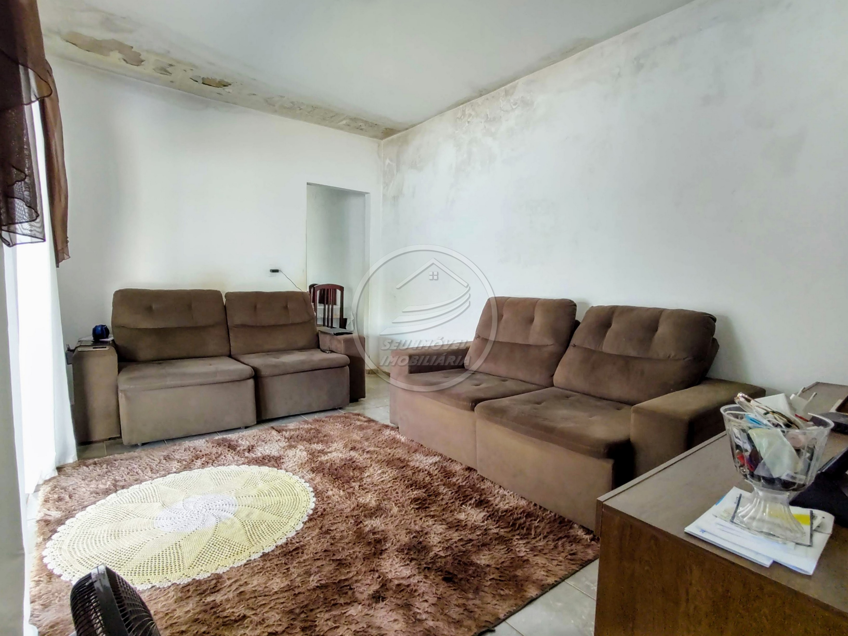 Casa a venda em Uberaba | Abadia | Com cômodo comercial | Oportunidade de investimento | R$ 500 mil