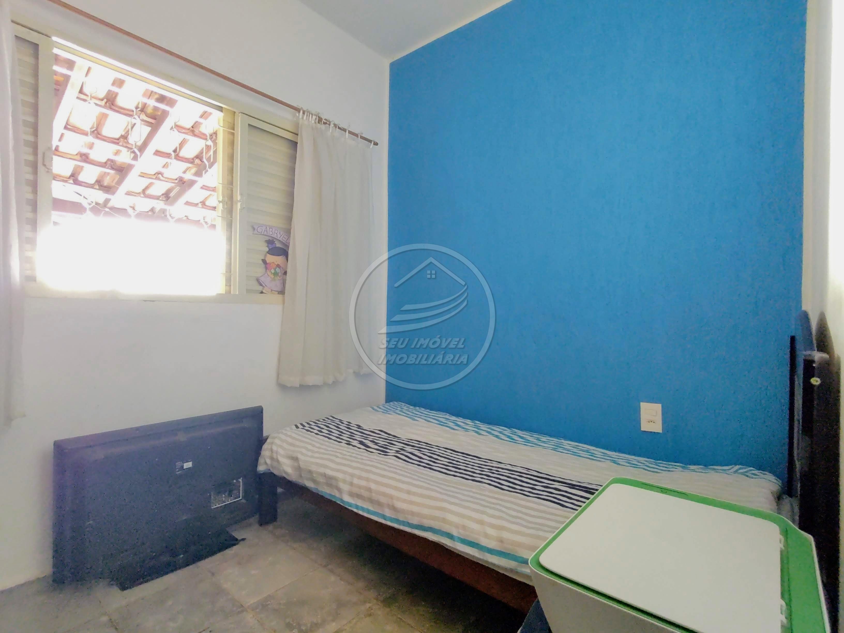 Casa a venda em Uberaba | Abadia | Com cômodo comercial | Oportunidade de investimento | R$ 500 mil