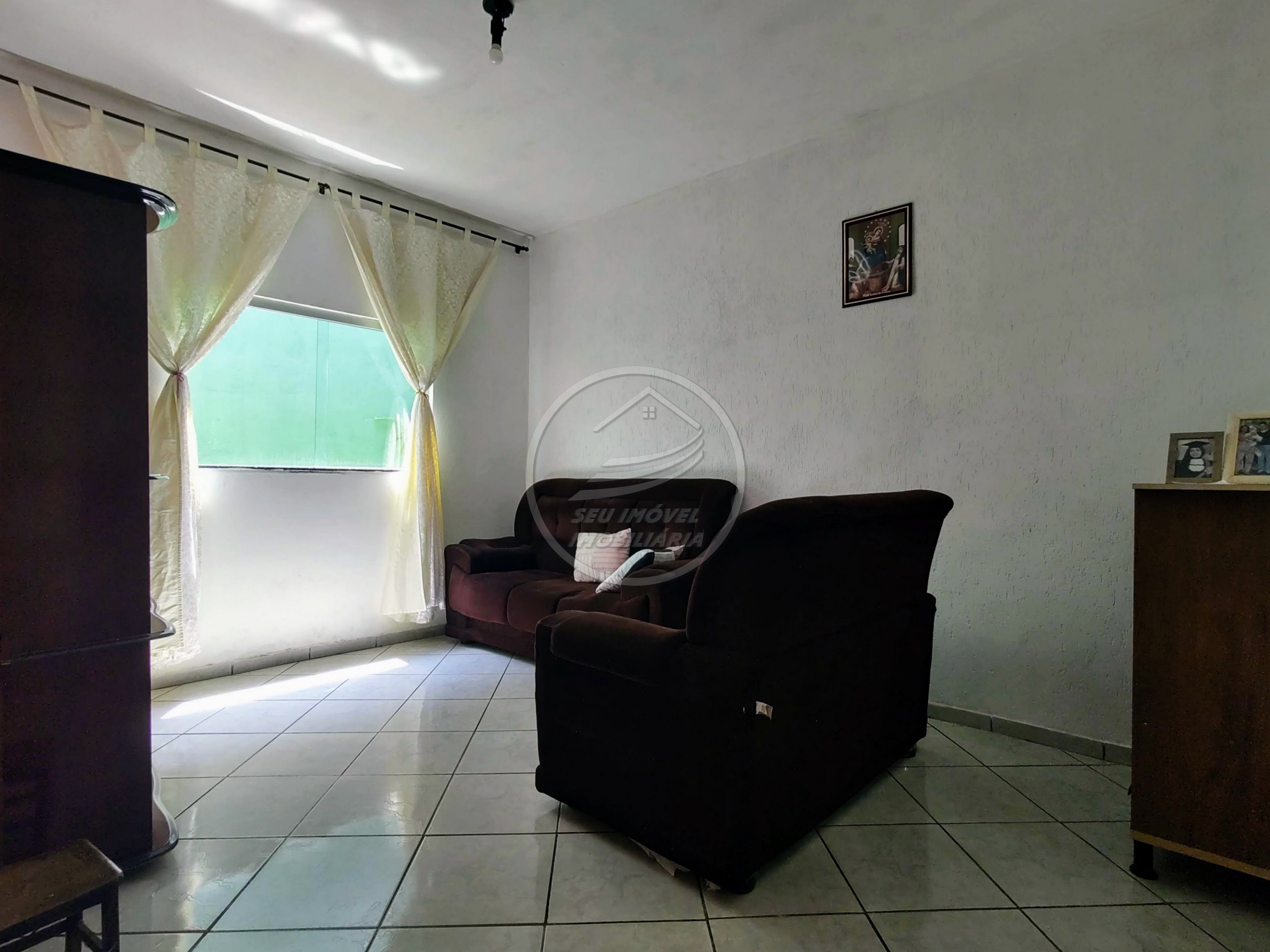 Casa a venda em Uberaba | Cidade Nova | 3 quartos | 2 vagas de garagem cobertas | R$ 315 mil