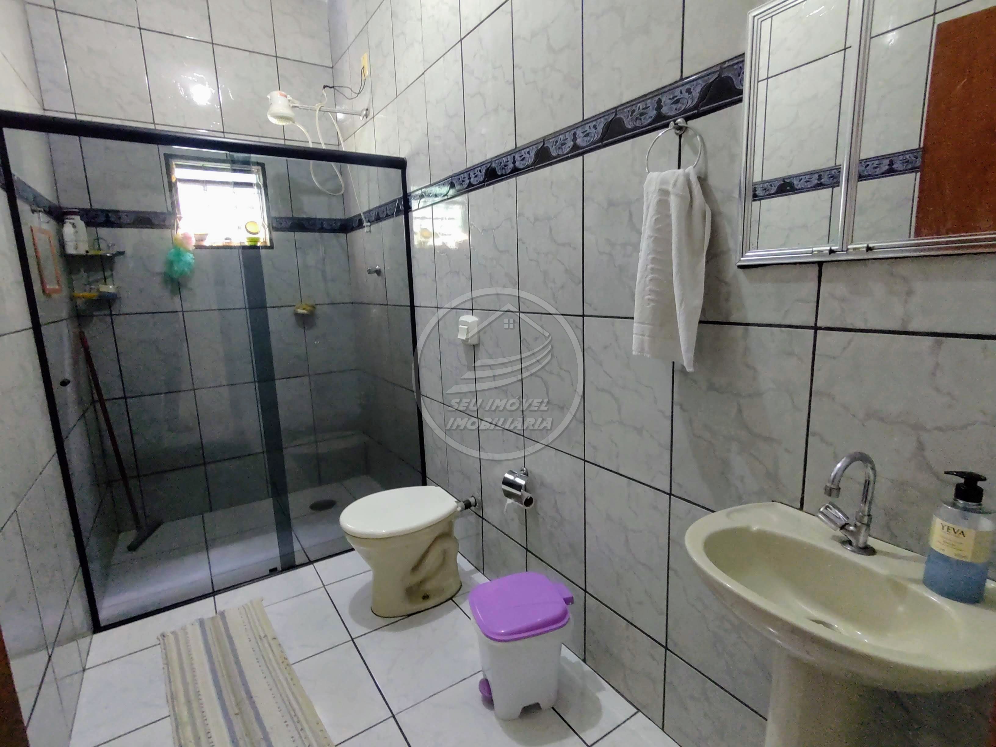Casa a venda em Uberaba | Cidade Nova | 3 quartos | 2 vagas de garagem cobertas | R$ 315 mil