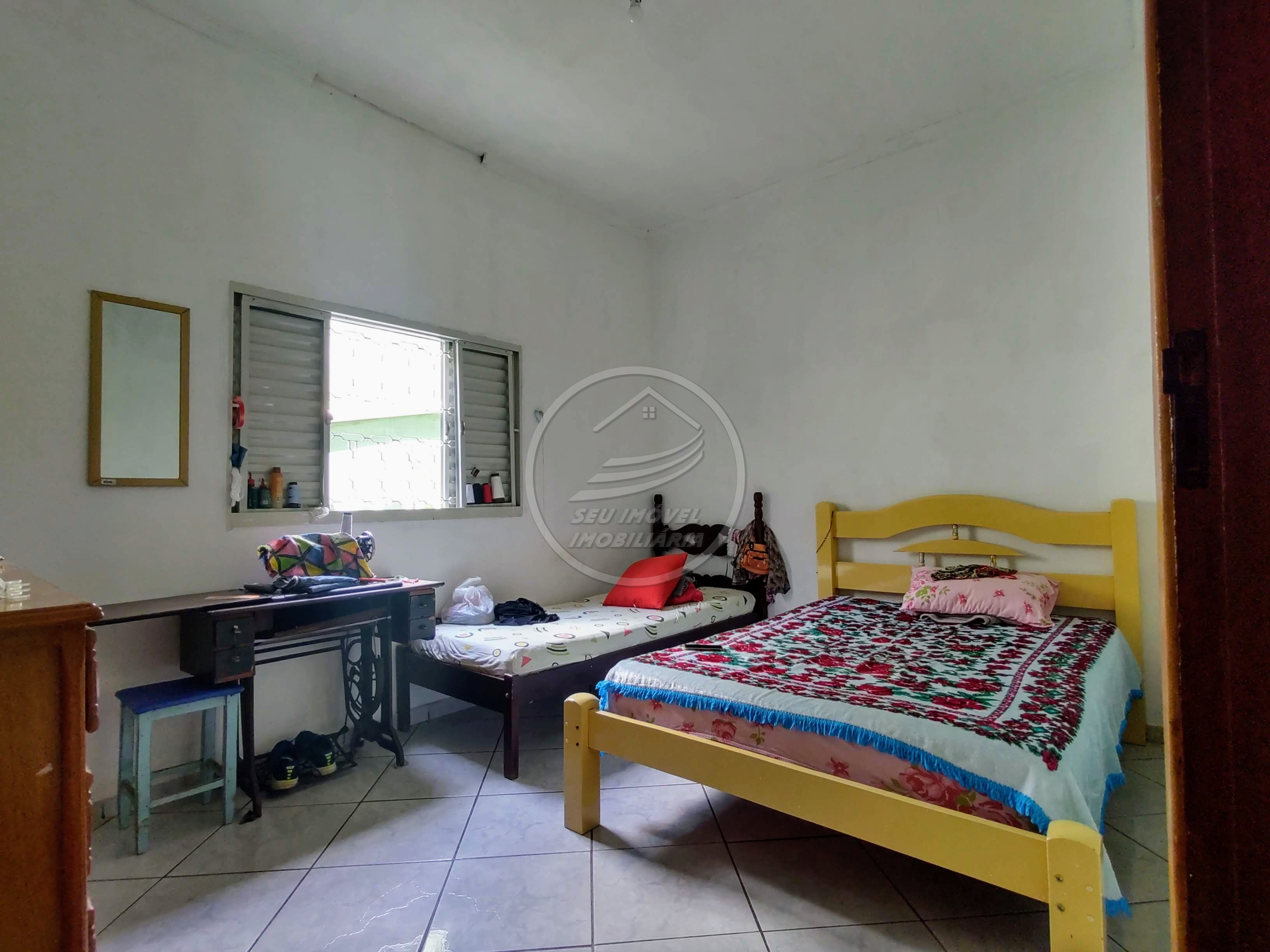 Casa a venda em Uberaba | Cidade Nova | 3 quartos | 2 vagas de garagem cobertas | R$ 315 mil