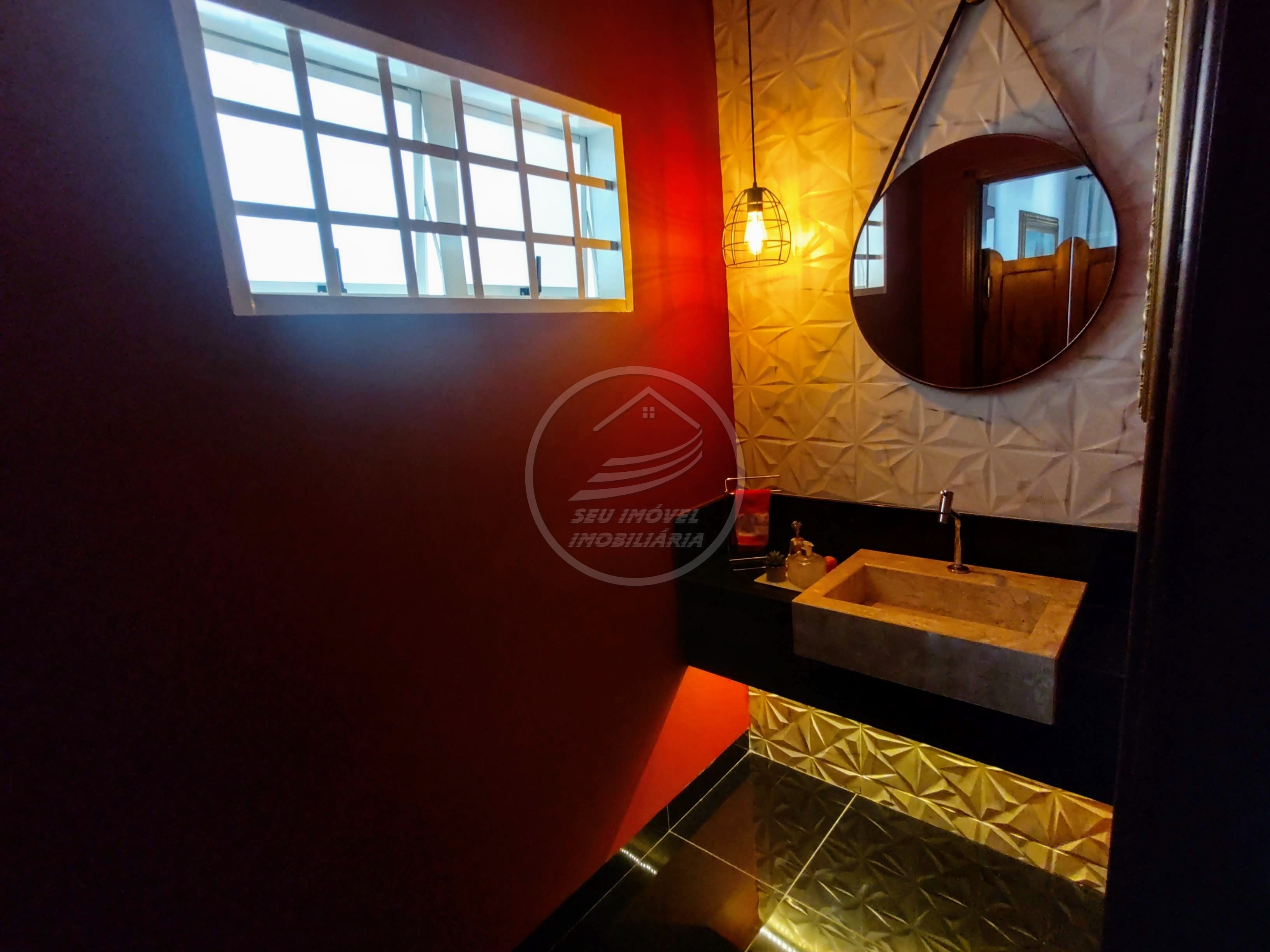 Casa a venda em Uberaba | Estados Unidos | 5 Quartos | 2 Suítes | R$ 630 mil