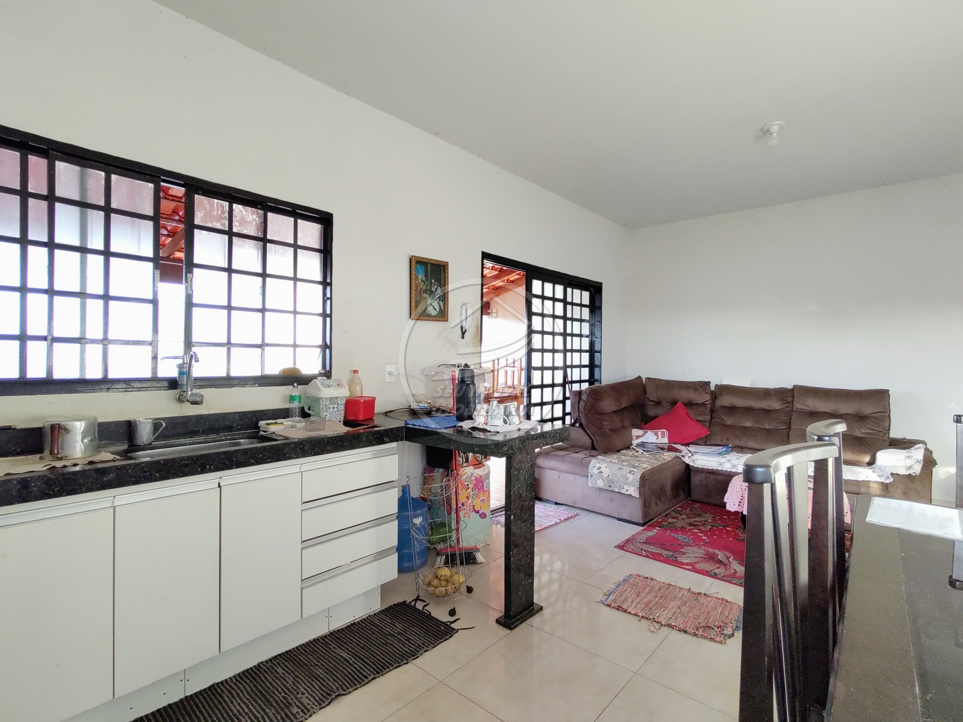 Casa a venda em Uberaba | Zeca Mendes | 2 Quartos  | 1 Suíte | 3 Vagas | R$ 270 mil