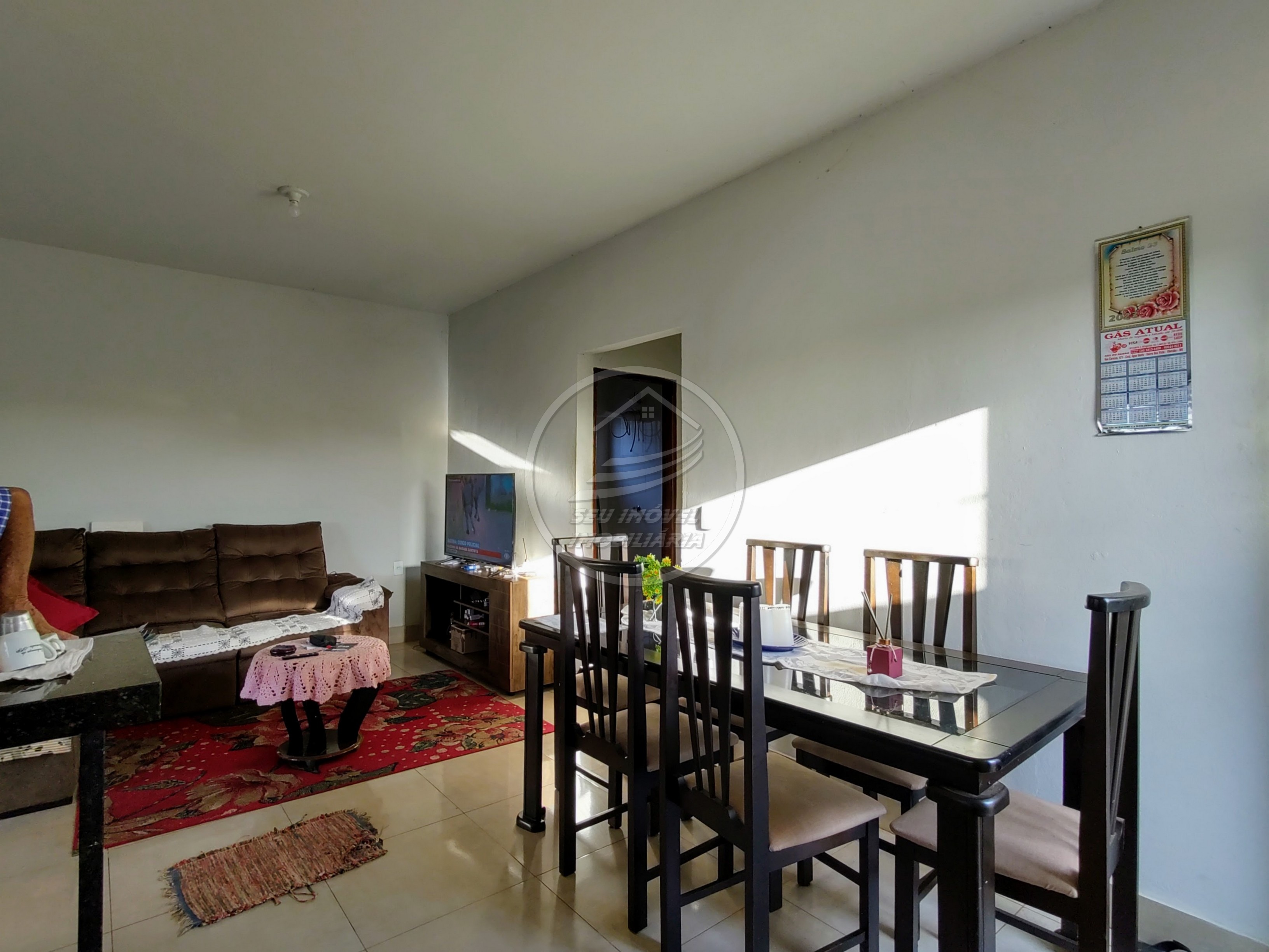 Casa a venda em Uberaba | Zeca Mendes | 2 Quartos  | 1 Suíte | 3 Vagas | R$ 270 mil