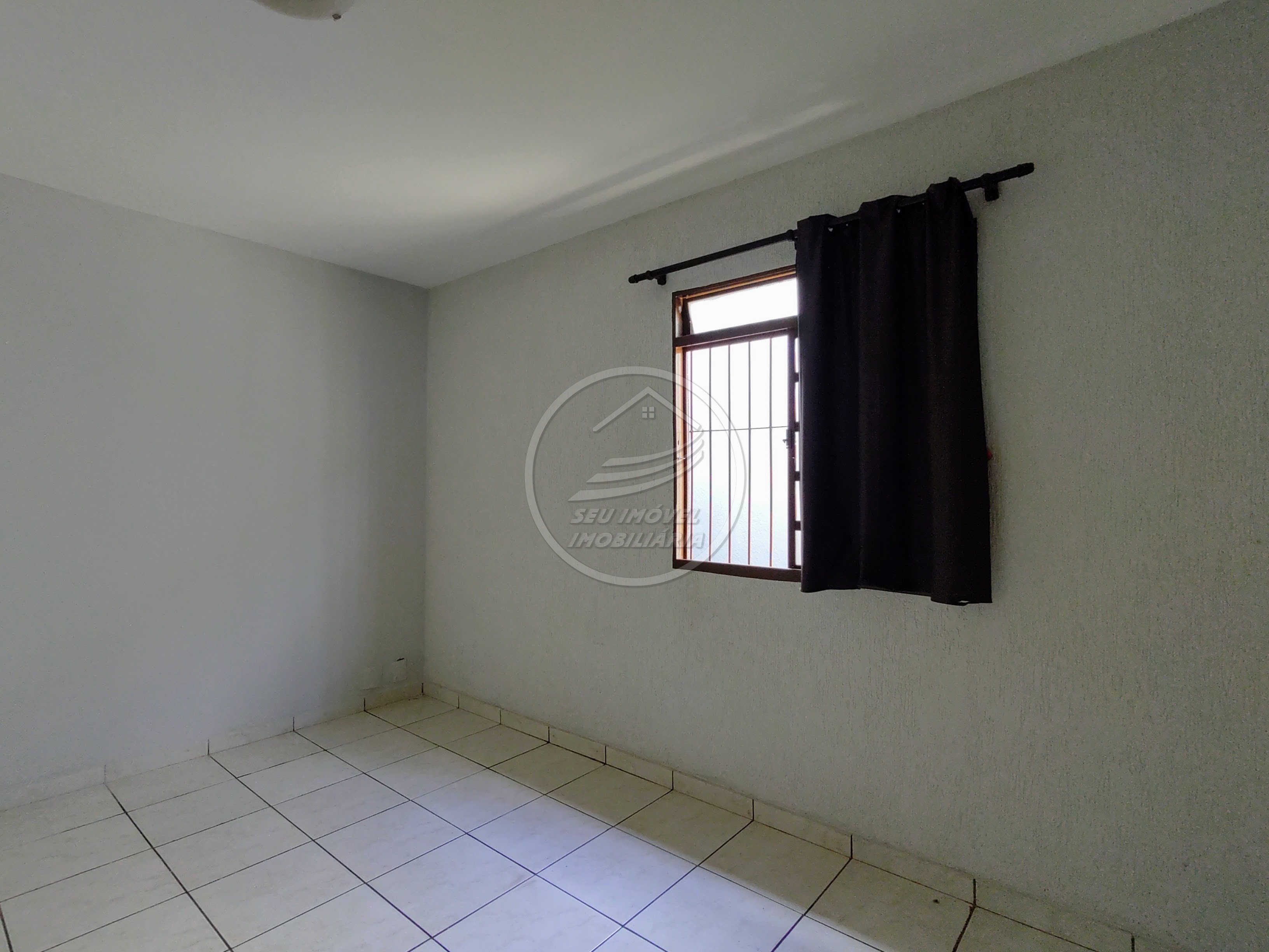 Casa à venda em Uberaba-MG, Beija-flor II, 3 quartos, 1 suíte, 158 m², 3 vagas - Imperdível oportunidade!
