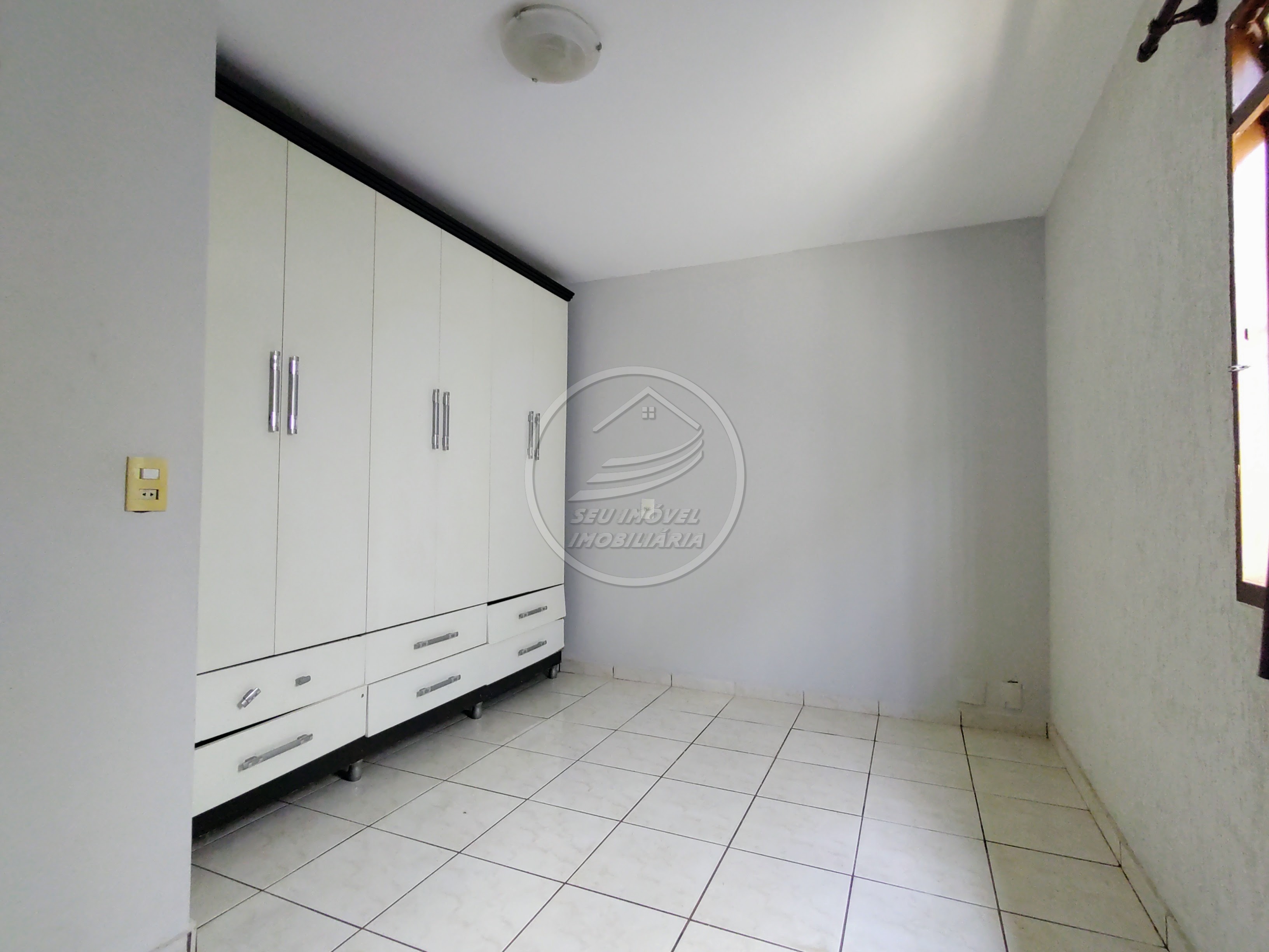 Casa à venda em Uberaba-MG, Beija-flor II, 3 quartos, 1 suíte, 158 m², 3 vagas - Imperdível oportunidade!