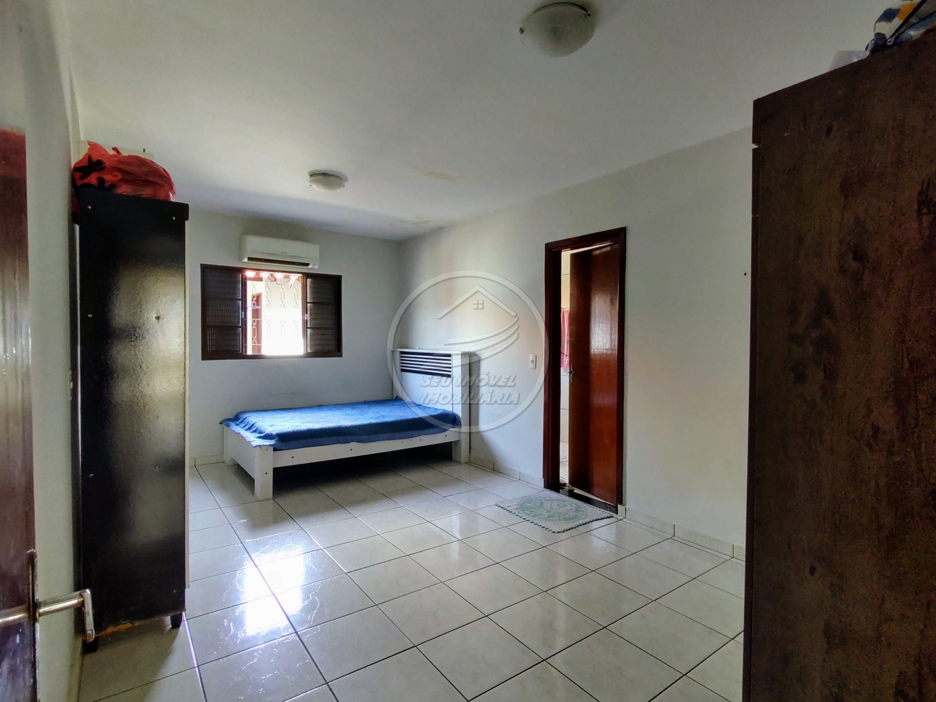 Casa à venda em Uberaba-MG, Beija-flor II, 3 quartos, 1 suíte, 158 m², 3 vagas - Imperdível oportunidade!