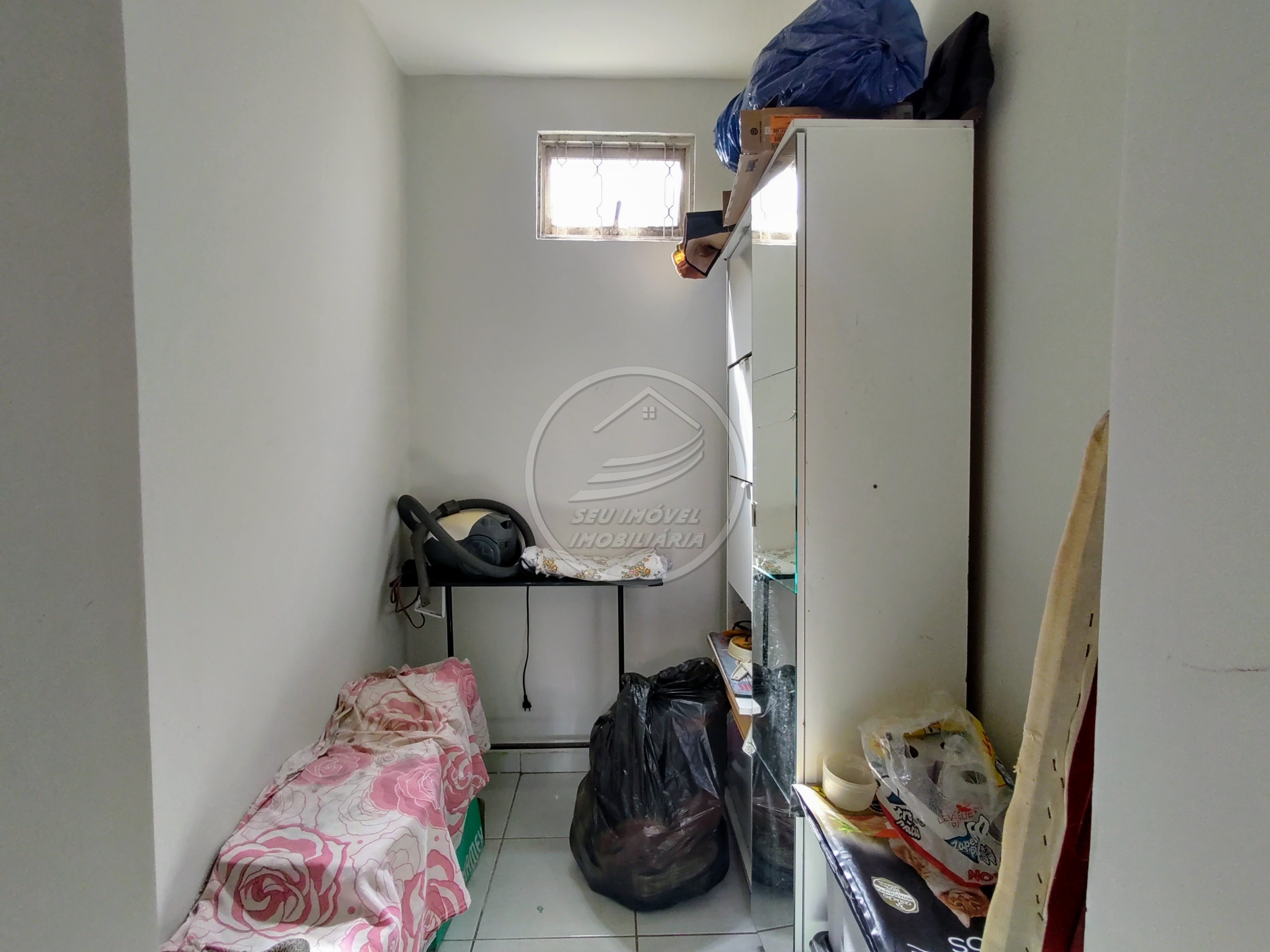 Casa à venda em Uberaba-MG, Beija-flor II, 3 quartos, 1 suíte, 158 m², 3 vagas - Imperdível oportunidade!