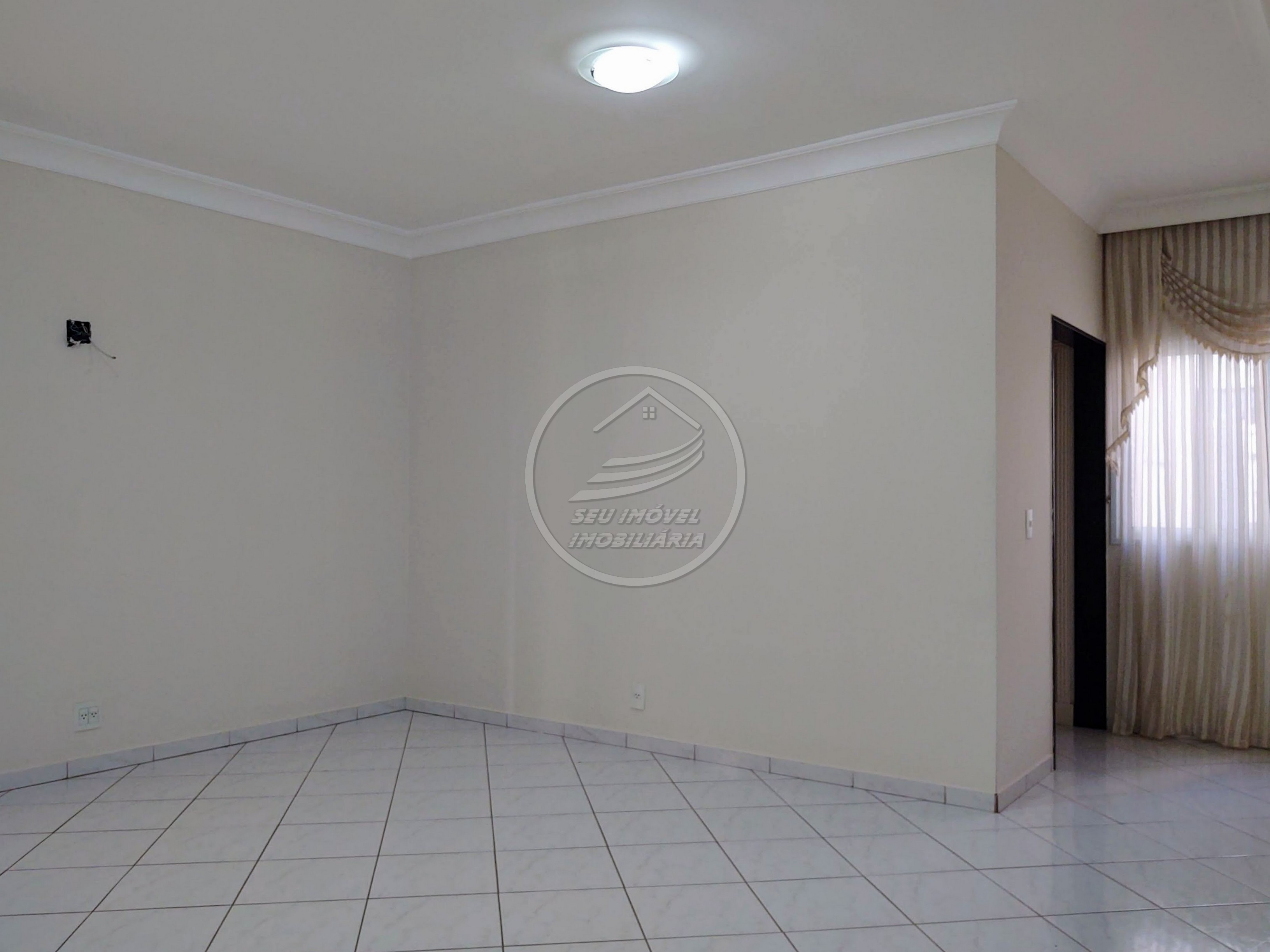 Apartamento à venda em Uberaba/MG | Fabrício | 3 Suítes | 4 Vagas | R$ 950 mil