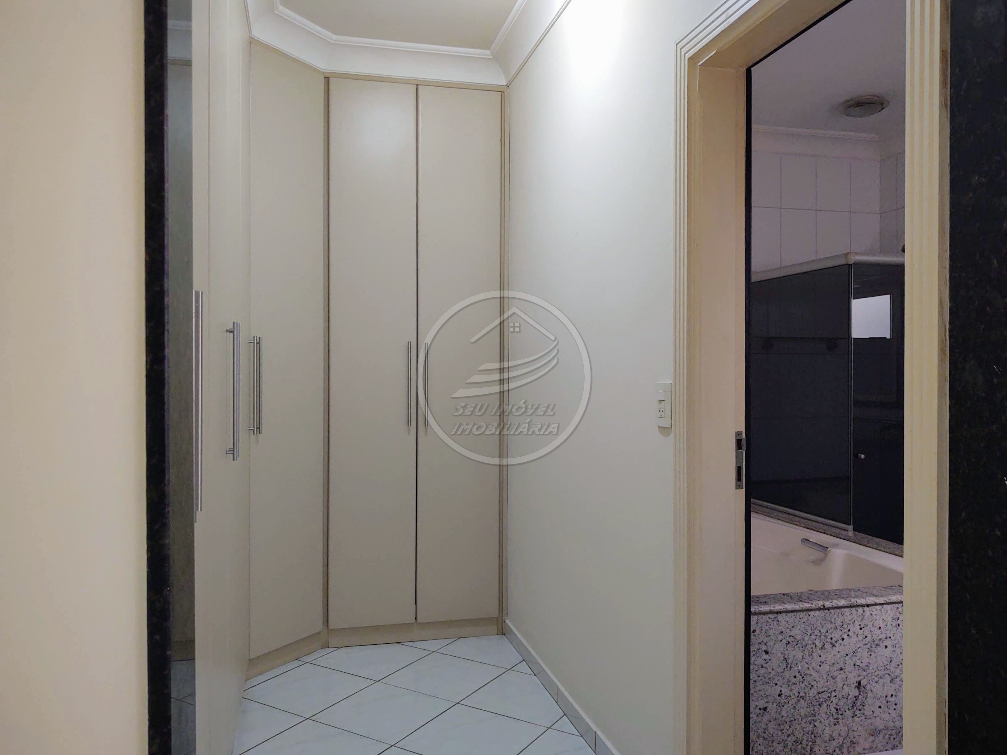 Apartamento à venda em Uberaba/MG | Fabrício | 3 Suítes | 4 Vagas | R$ 950 mil