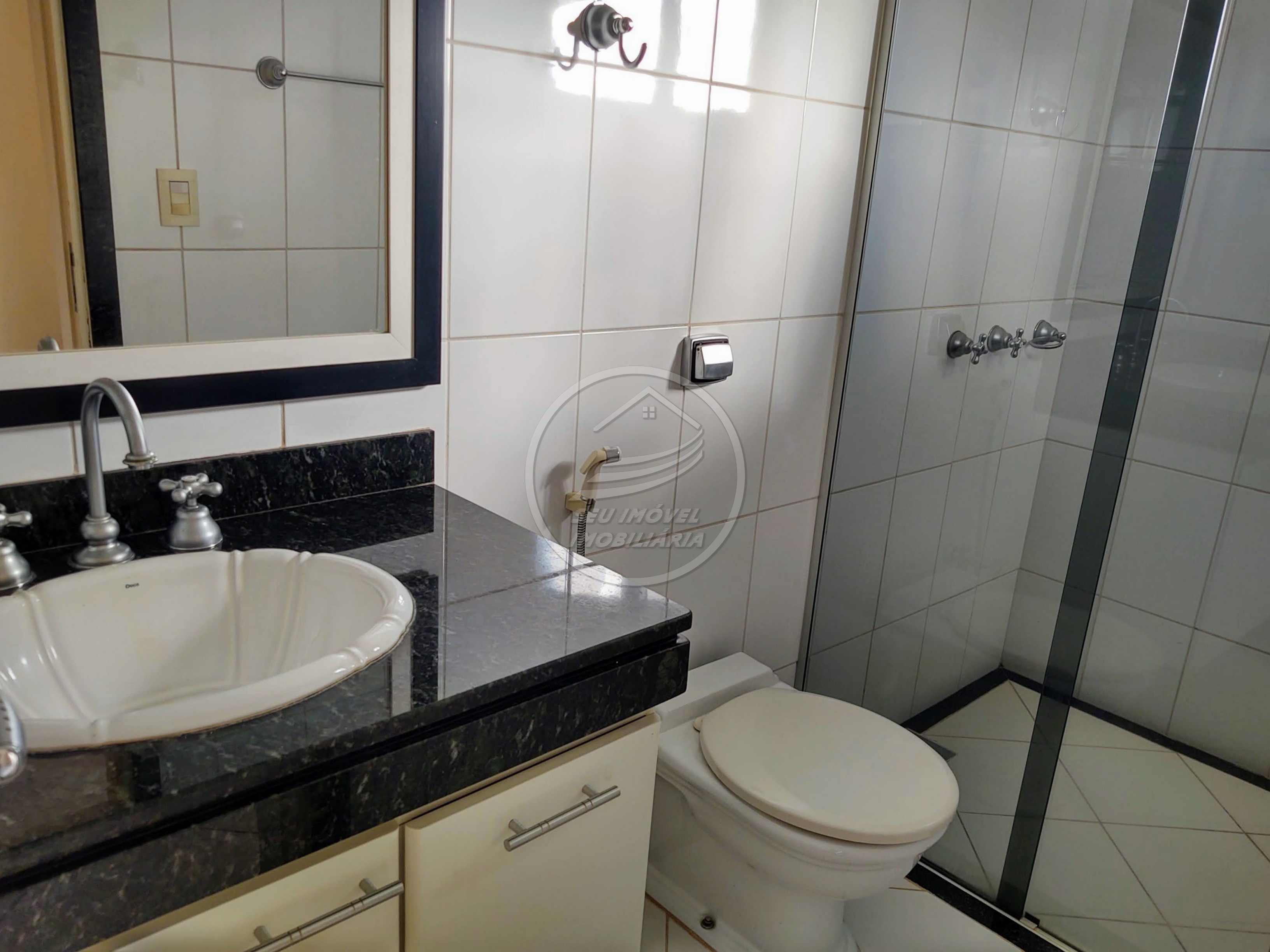 Apartamento à venda em Uberaba/MG | Fabrício | 3 Suítes | 4 Vagas | R$ 950 mil
