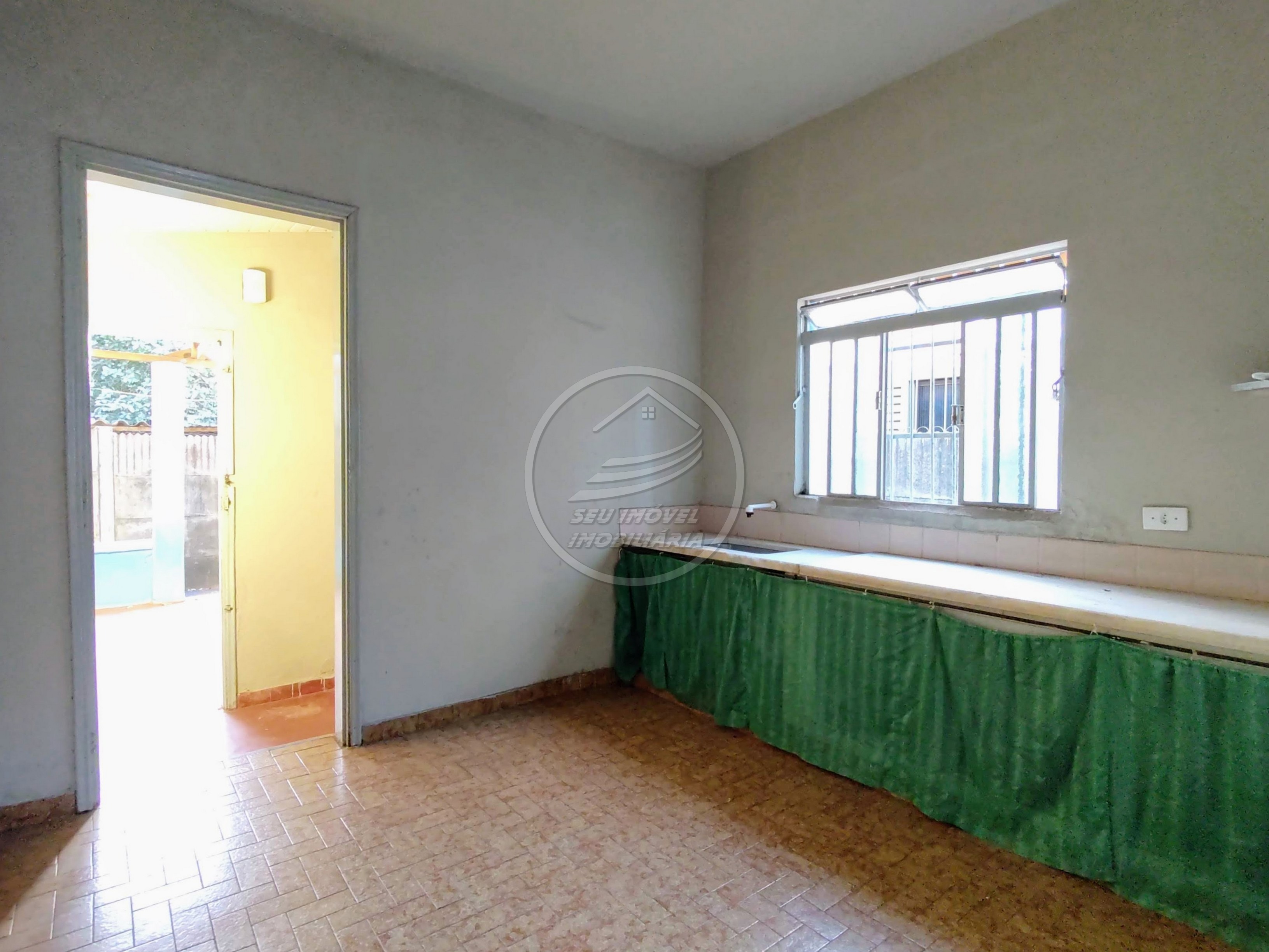 Casa a venda em Uberaba | Bairro Abadia | Lote com 344 m² | R$ 270 mil