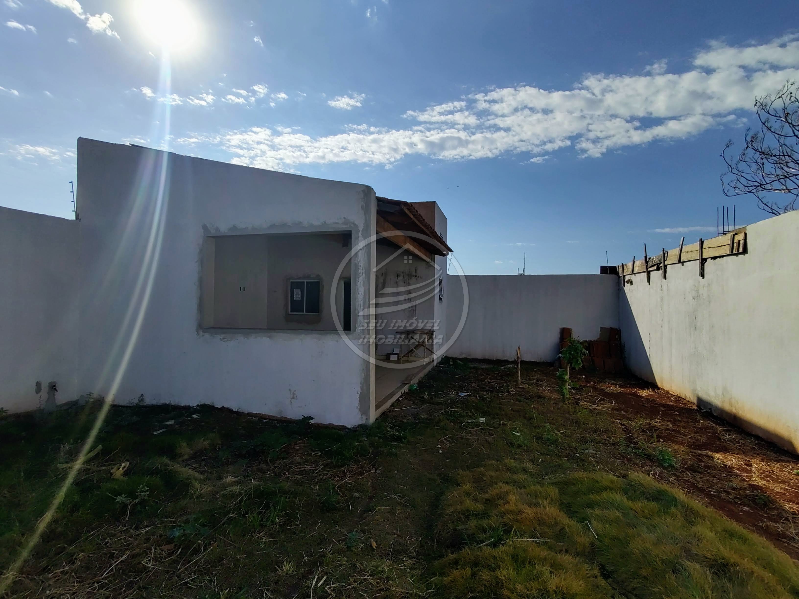 Terreno a venda em Uberaba | Terra Jardim | Edícula com Varanda e Churrasqueira | R$ 155 mil