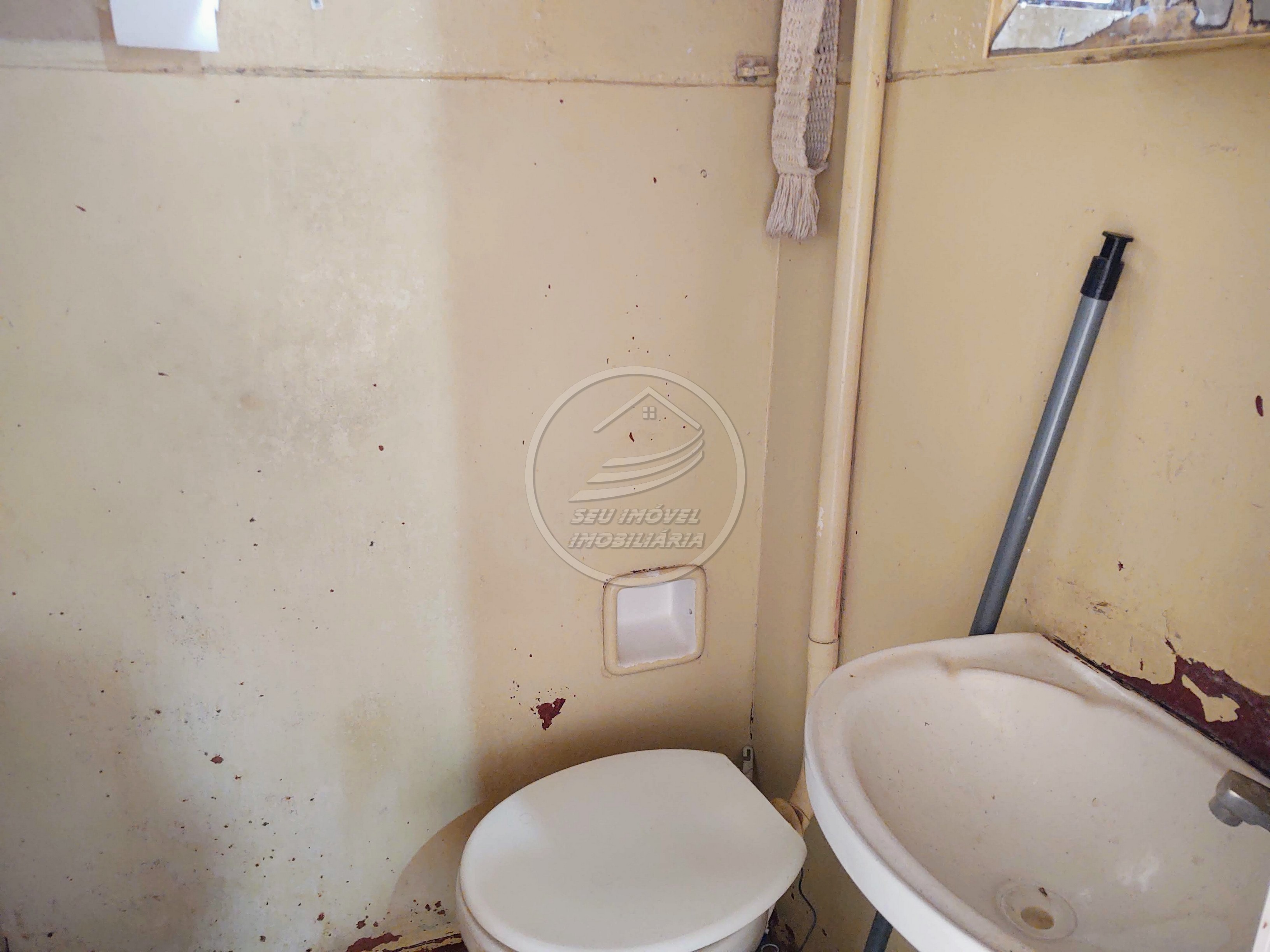 Casa a venda em Uberaba | Parque das Américas | Oportunidade de investimento | R$ 200 mil