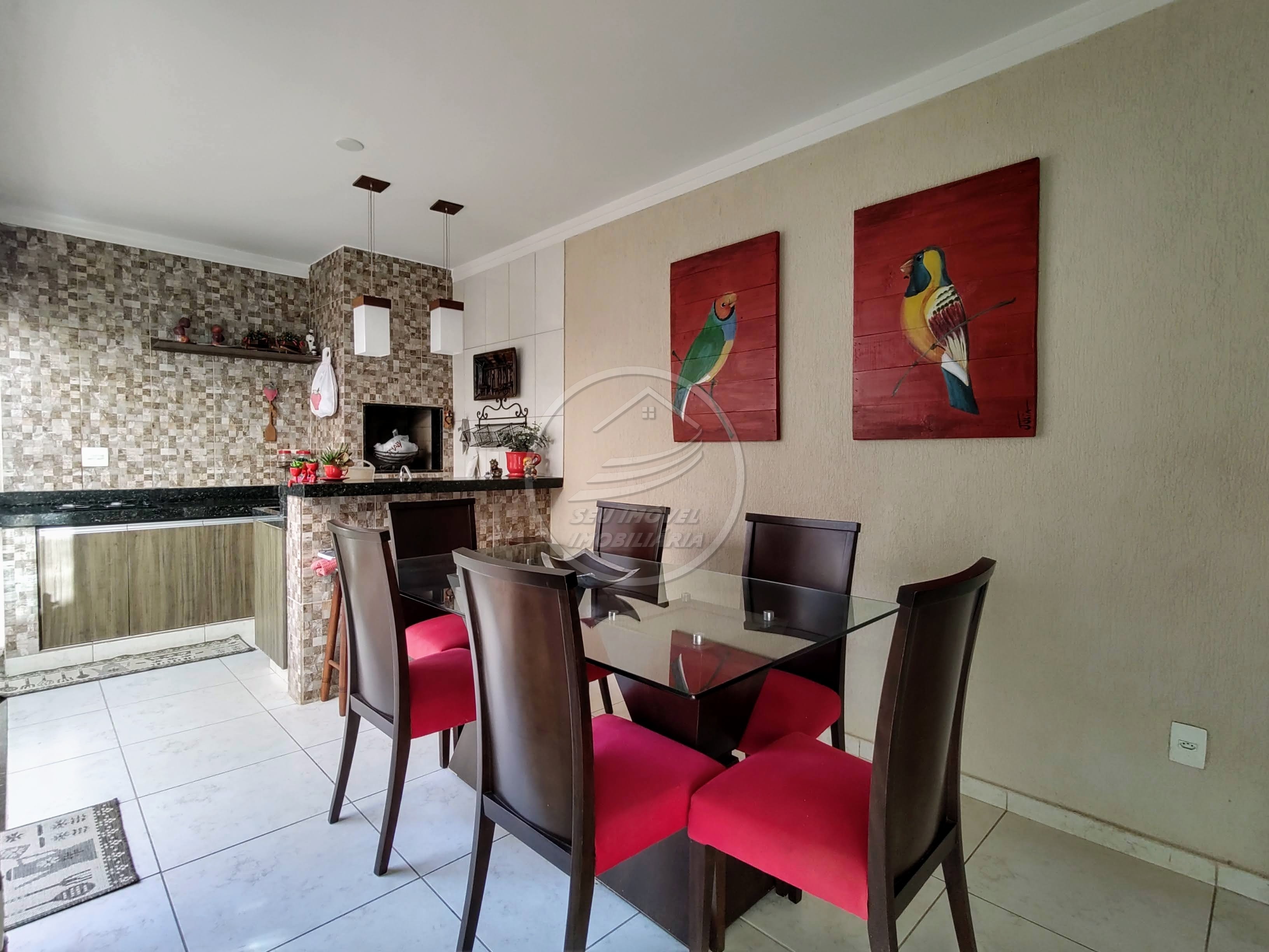 Casa a venda em Uberaba | Terra Nova | 3 Quartos | 2 Suítes | R$ 450 mil