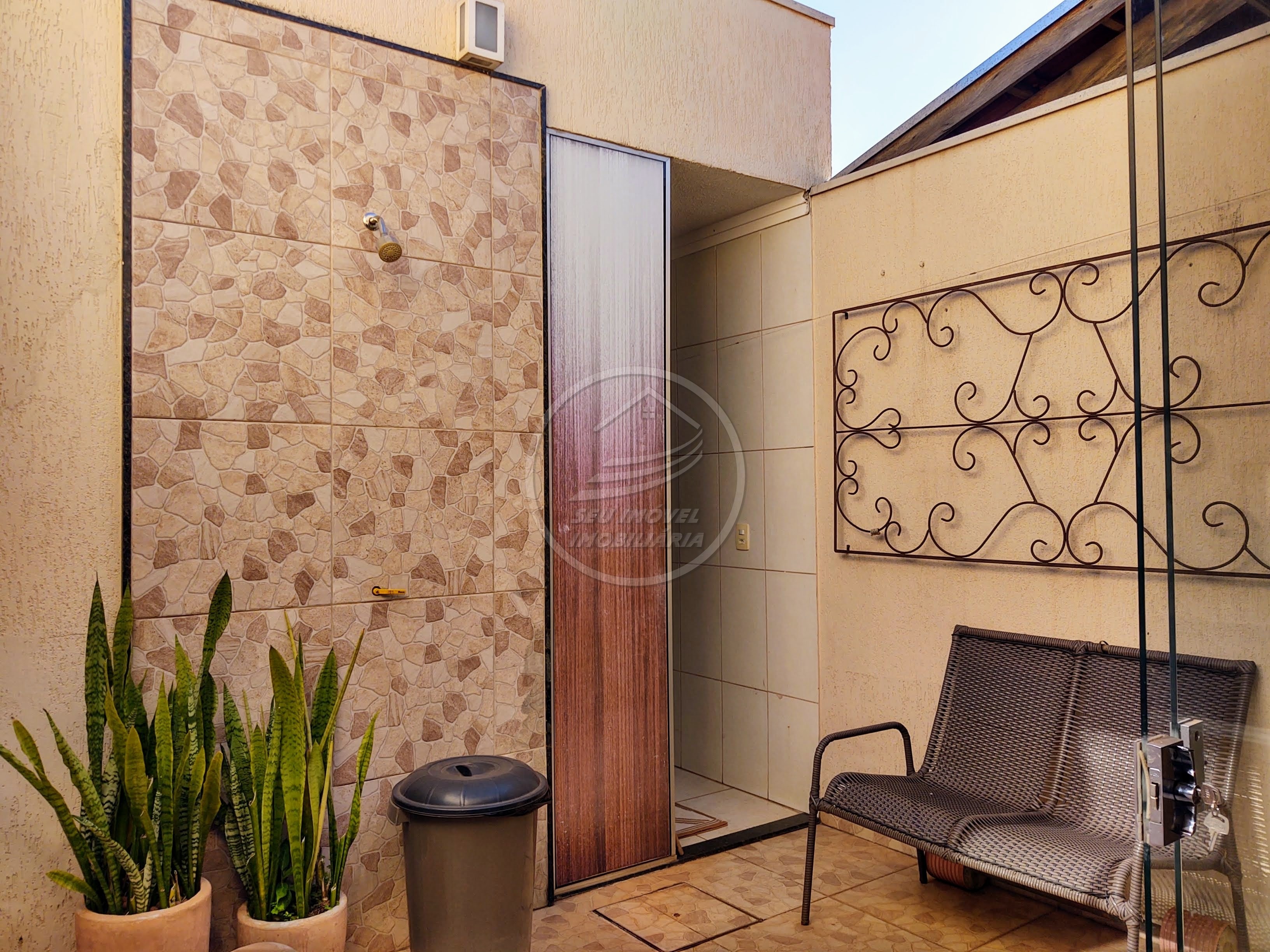 Casa a venda em Uberaba | Terra Nova | 3 Quartos | 2 Suítes | R$ 450 mil
