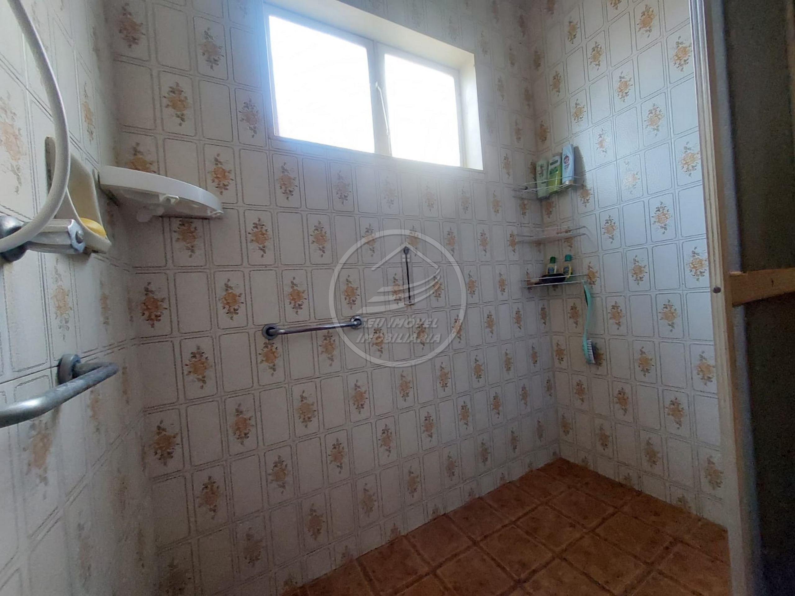 Imperdível oportunidade de casa à venda em Uberaba-MG, no bairro Estados Unidos: 3 quartos, 1 suite, 2 salas, 2 banheiros, 3 vagas de garagem, 19