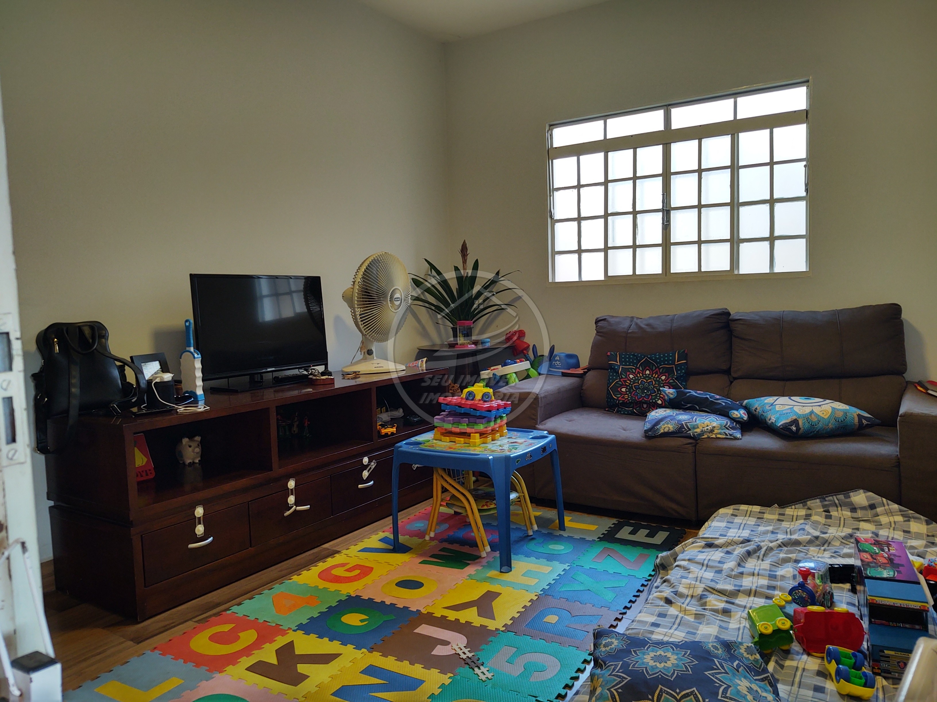 Casa a venda em Uberaba | Tita Rezende | 3 Quartos | 1 Suíte | 6 Vagas | R$ 380 mil