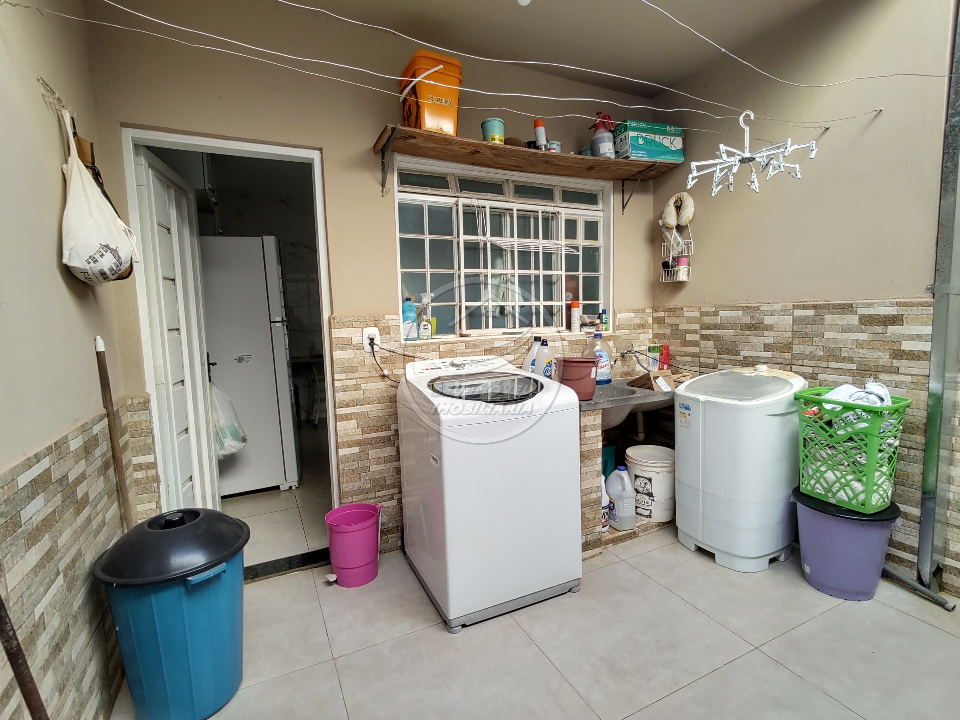 Casa a venda em Uberaba | Tita Rezende | 3 Quartos | 1 Suíte | 6 Vagas | R$ 380 mil