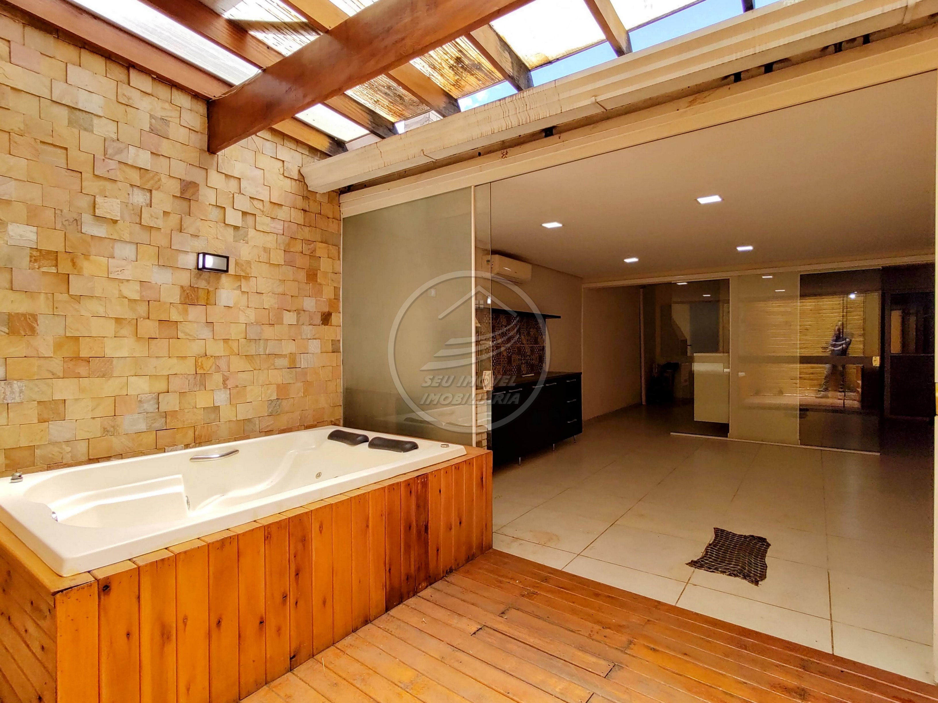 Casa a venda em Uberaba | Moradas | 3 Quartos | Hidromassagem | R$ 320 mil