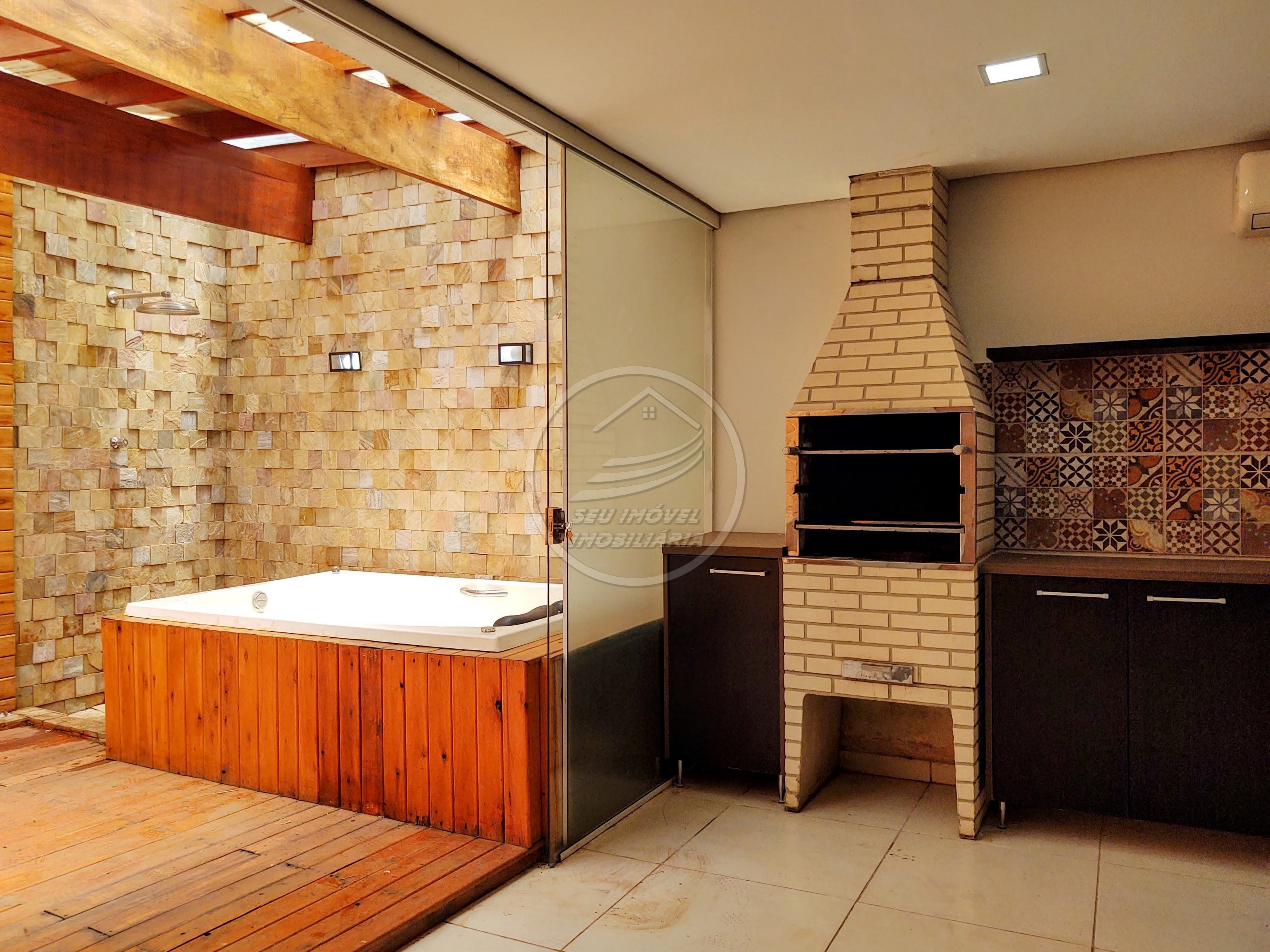 Casa a venda em Uberaba | Moradas | 3 Quartos | Hidromassagem | R$ 320 mil