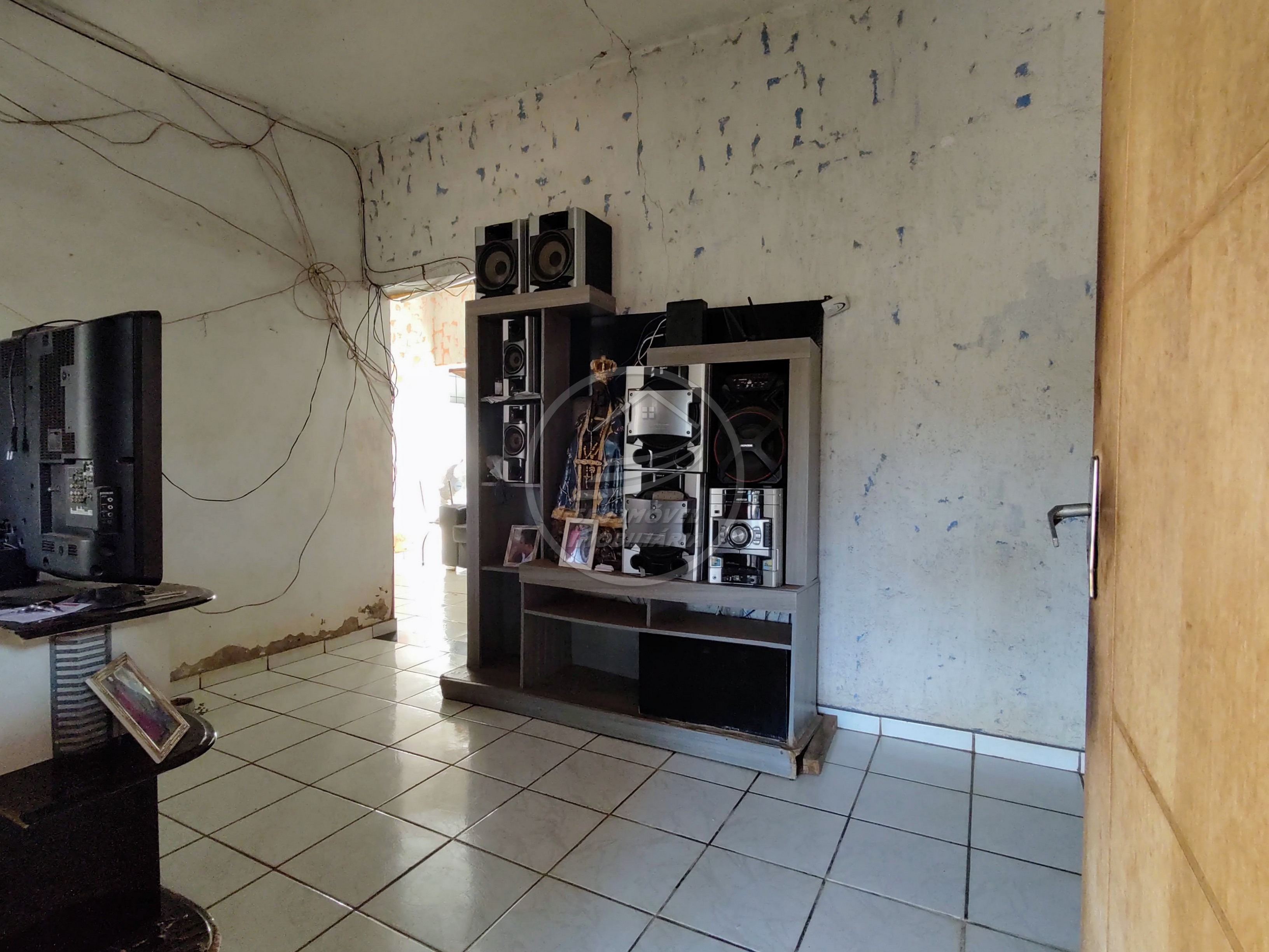 Casa à venda em Uberaba | Parque das Gameleiras | 3 quartos | 1 suíte | R$ 245 mil