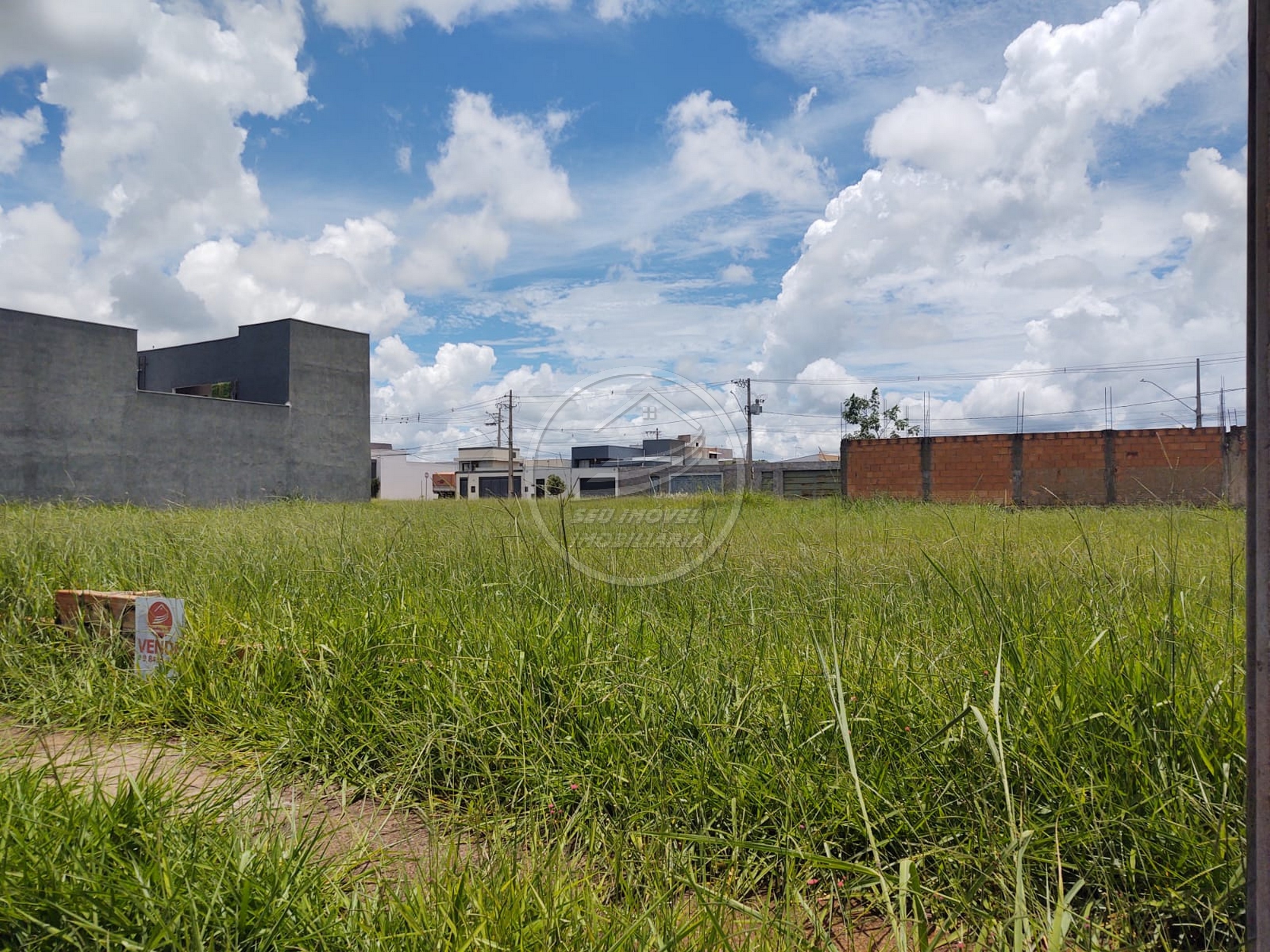Terreno a venda em Uberaba | Laranjeiras I | 277 m² | R$ 165 mil