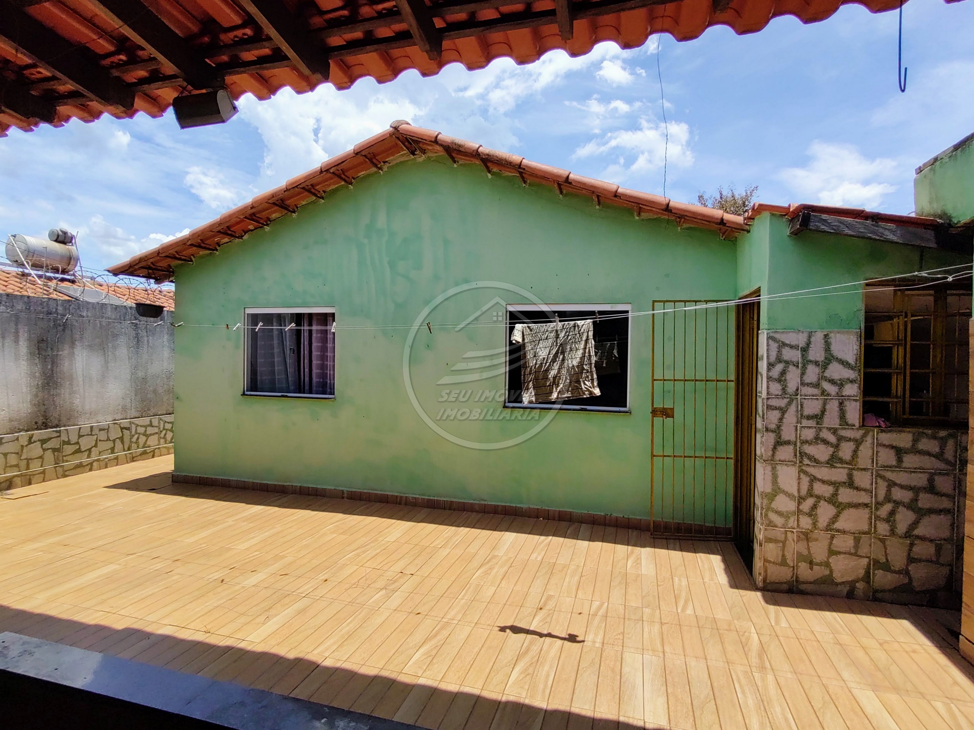 Casa a venda em Uberaba | Parque dos Girassóis | 2 Quartos | 2 Banheiros | R$ 160 mil