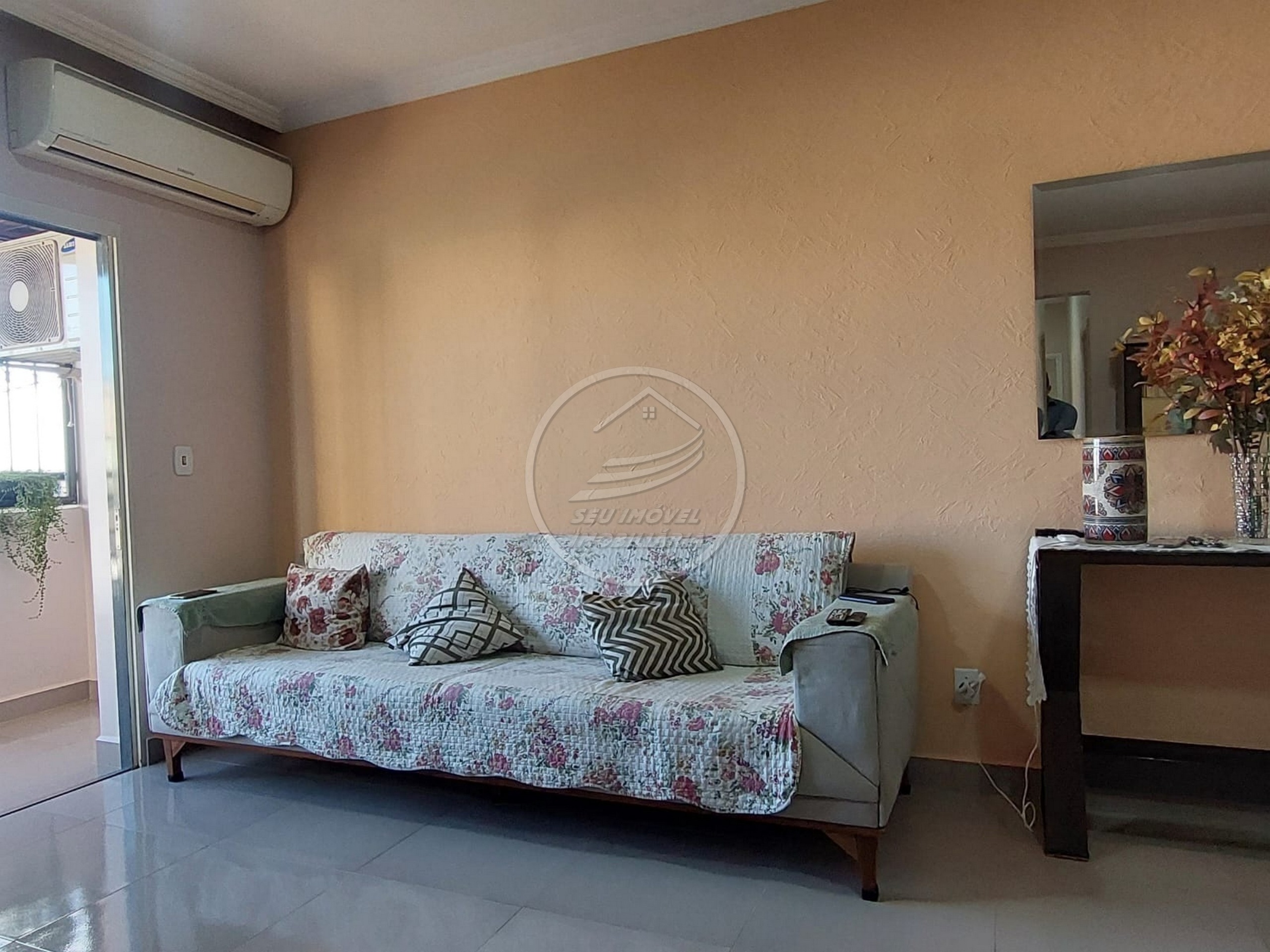 Apartamento à venda em Uberaba/MG | São Benedito | 3 quartos sento 1 Suíte | R$ 500 mil