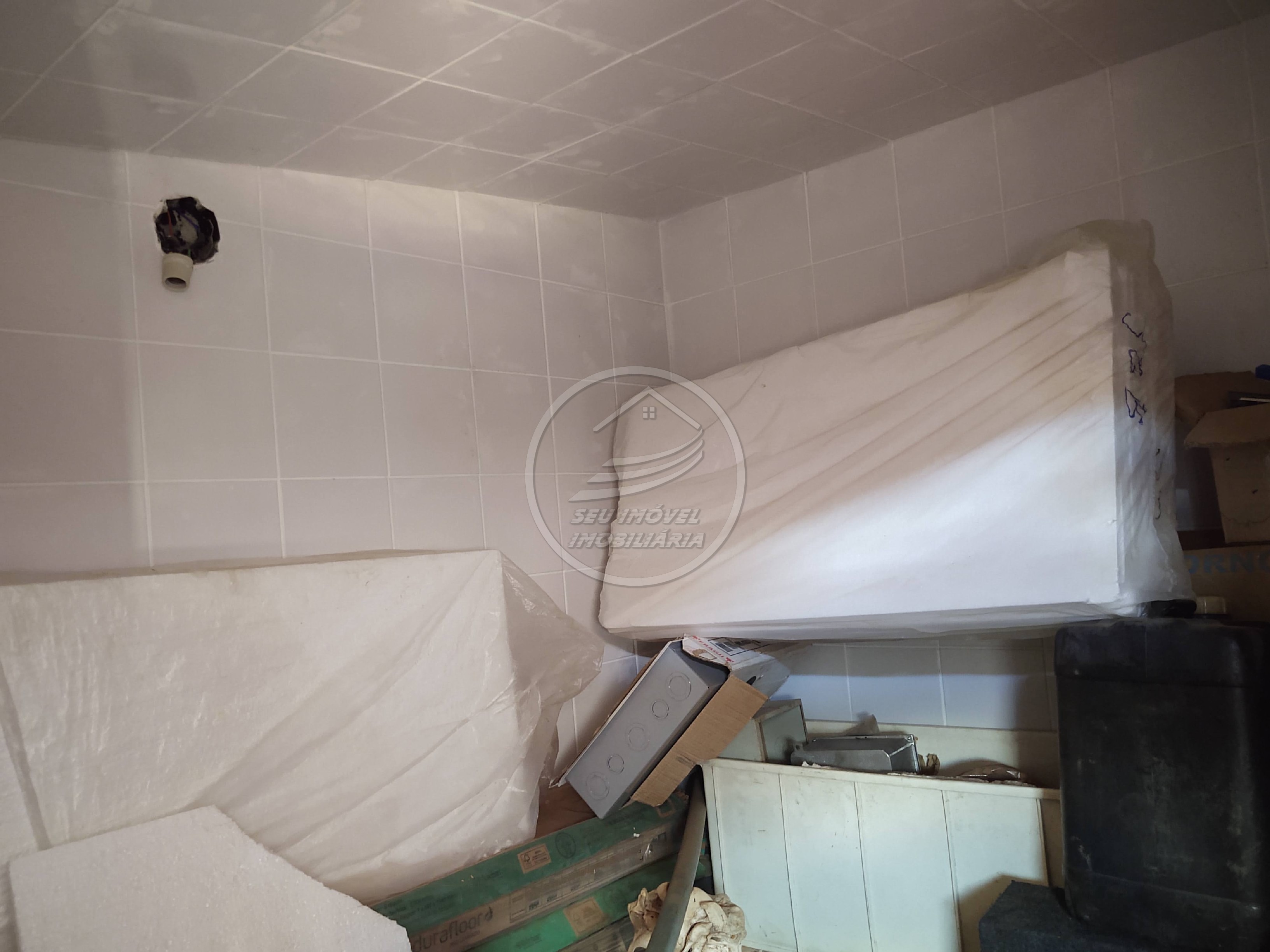 Casa à venda em Uberaba-MG | Cidade Nova | 3 quartos | 1 suíte com closet | R$ 700 mil