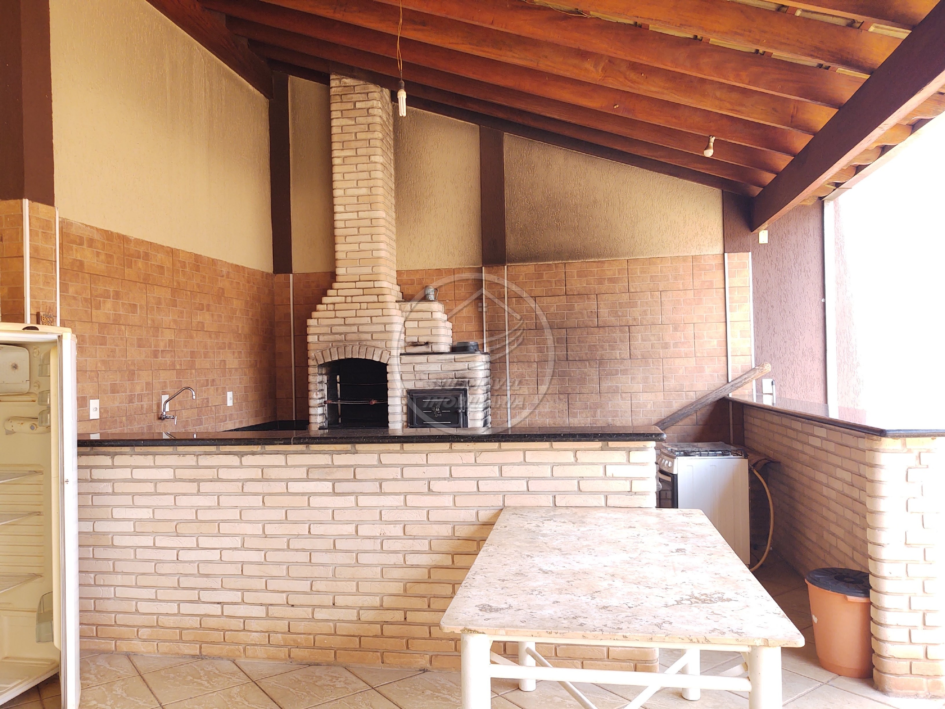 Casa à venda em Uberaba-MG | Cidade Nova | 3 quartos | 1 suíte com closet | R$ 700 mil