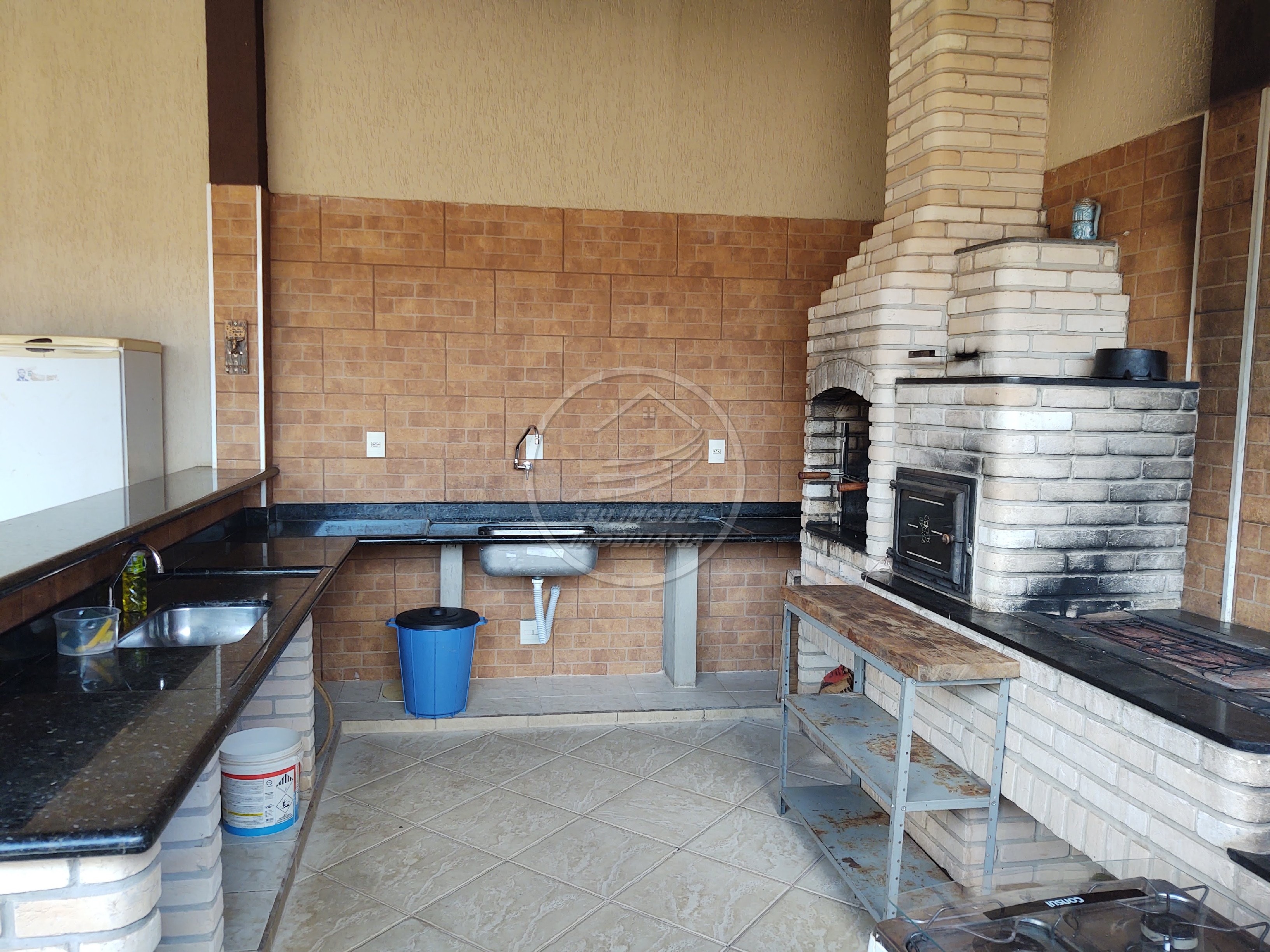 Casa à venda em Uberaba-MG | Cidade Nova | 3 quartos | 1 suíte com closet | R$ 700 mil