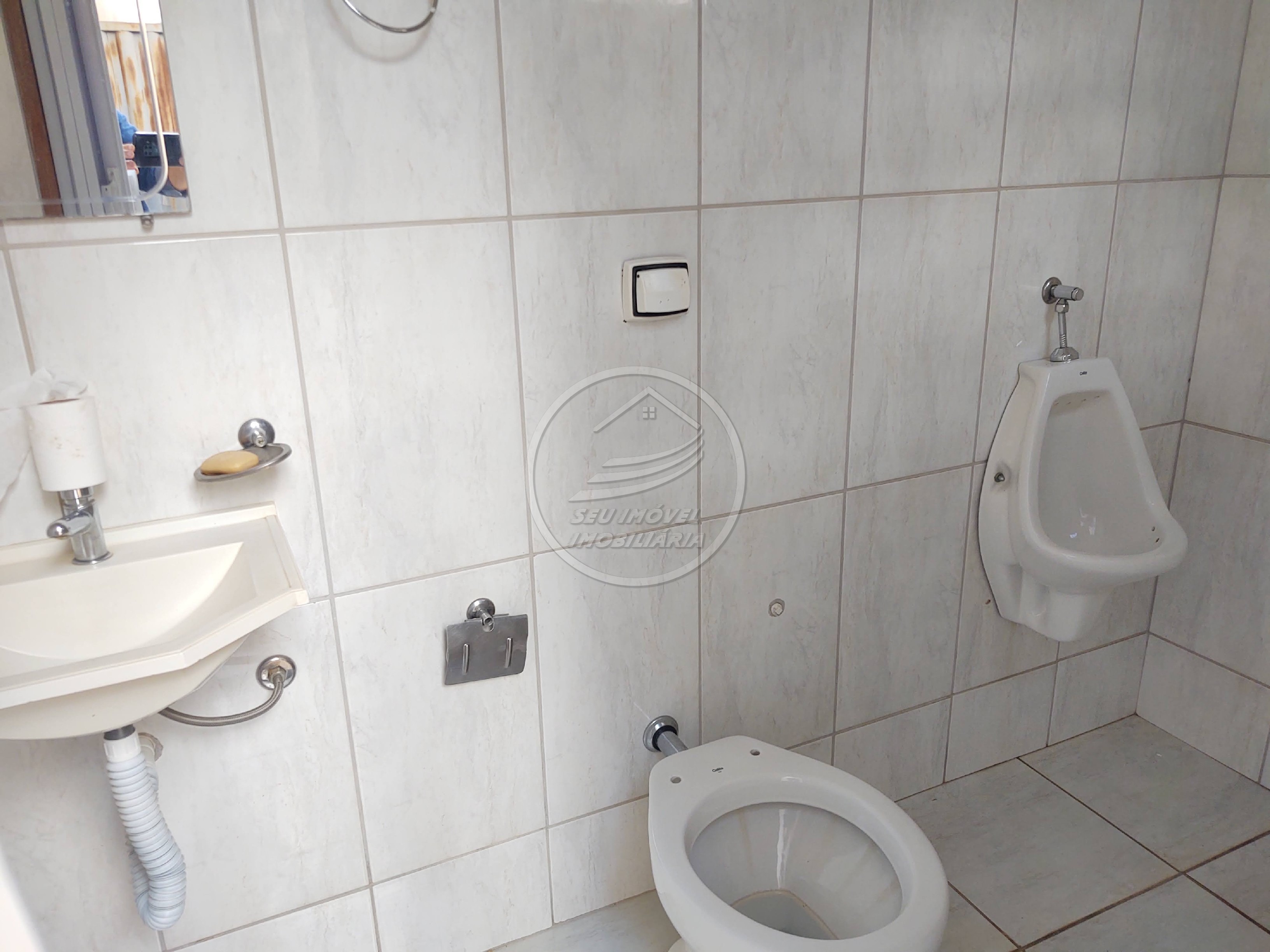 Casa à venda em Uberaba-MG | Cidade Nova | 3 quartos | 1 suíte com closet | R$ 700 mil