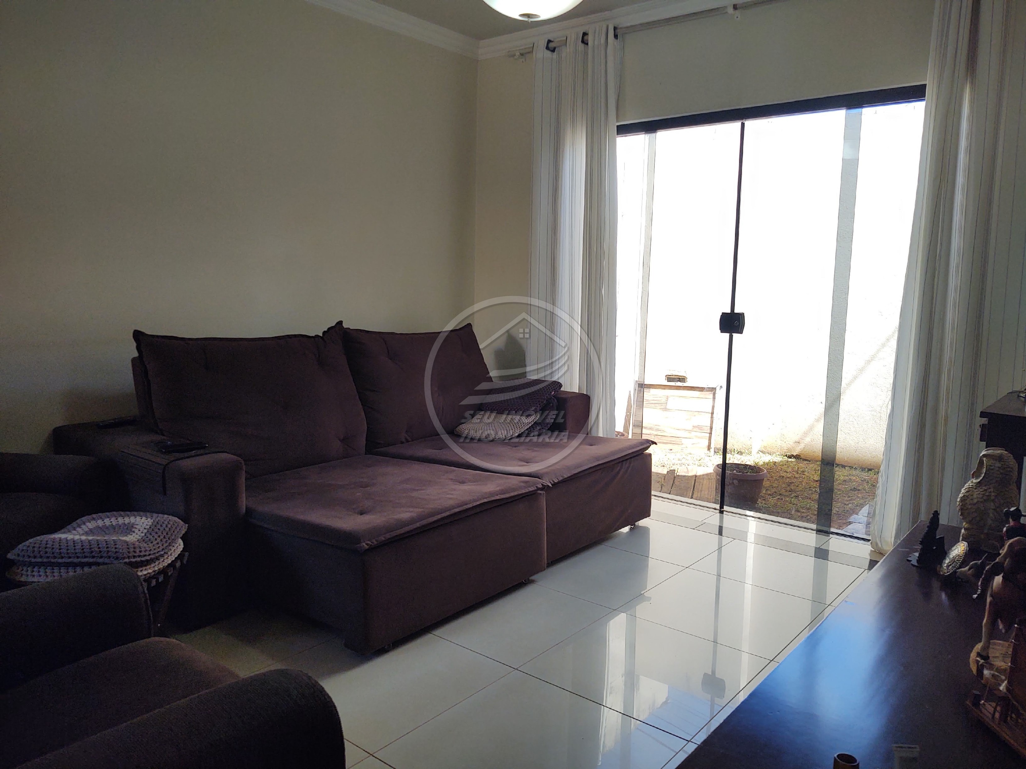 Casa à venda em Uberaba-MG | Cidade Nova | 3 quartos | 1 suíte com closet | R$ 700 mil