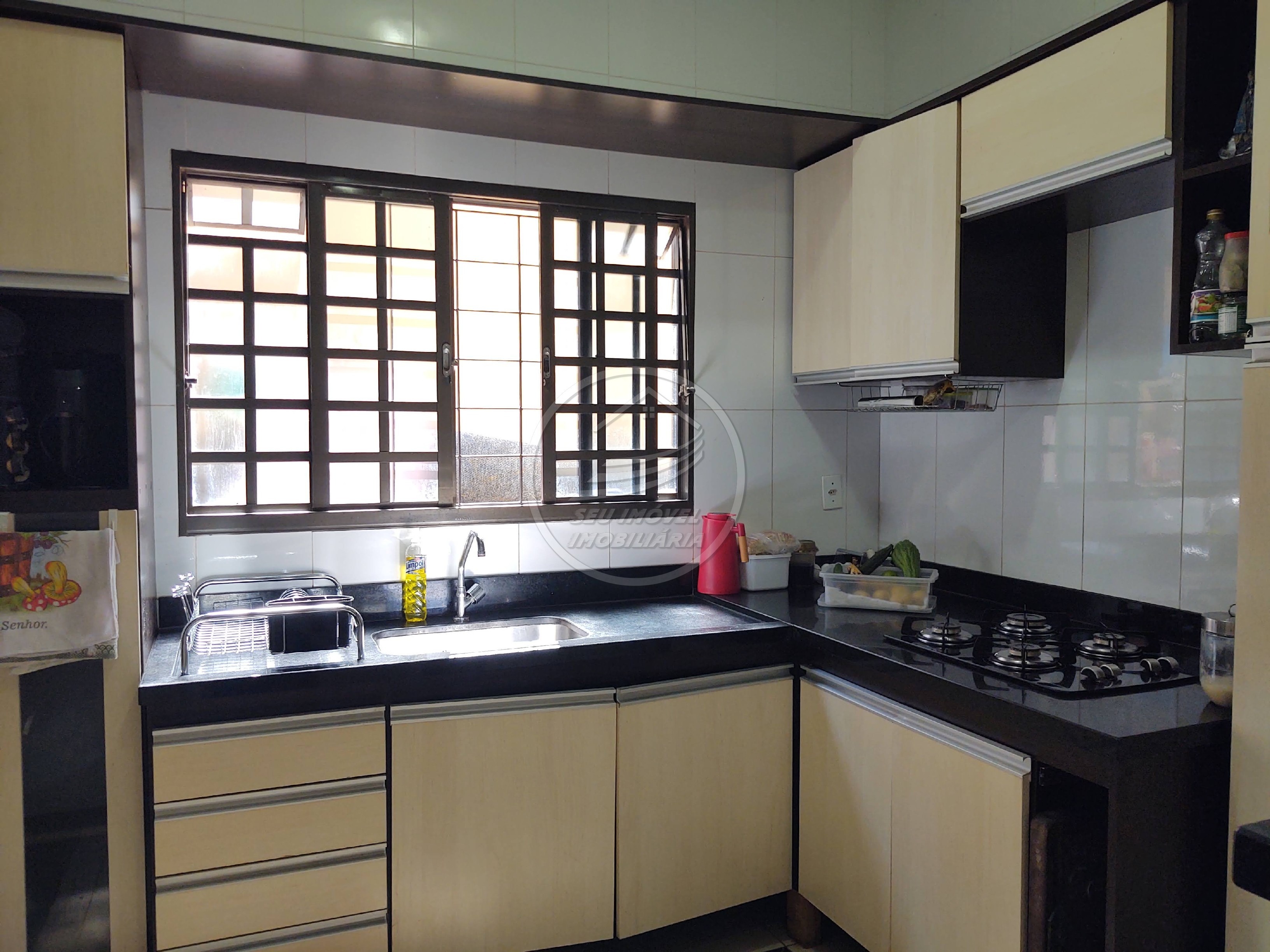 Casa à venda em Uberaba-MG | Cidade Nova | 3 quartos | 1 suíte com closet | R$ 700 mil