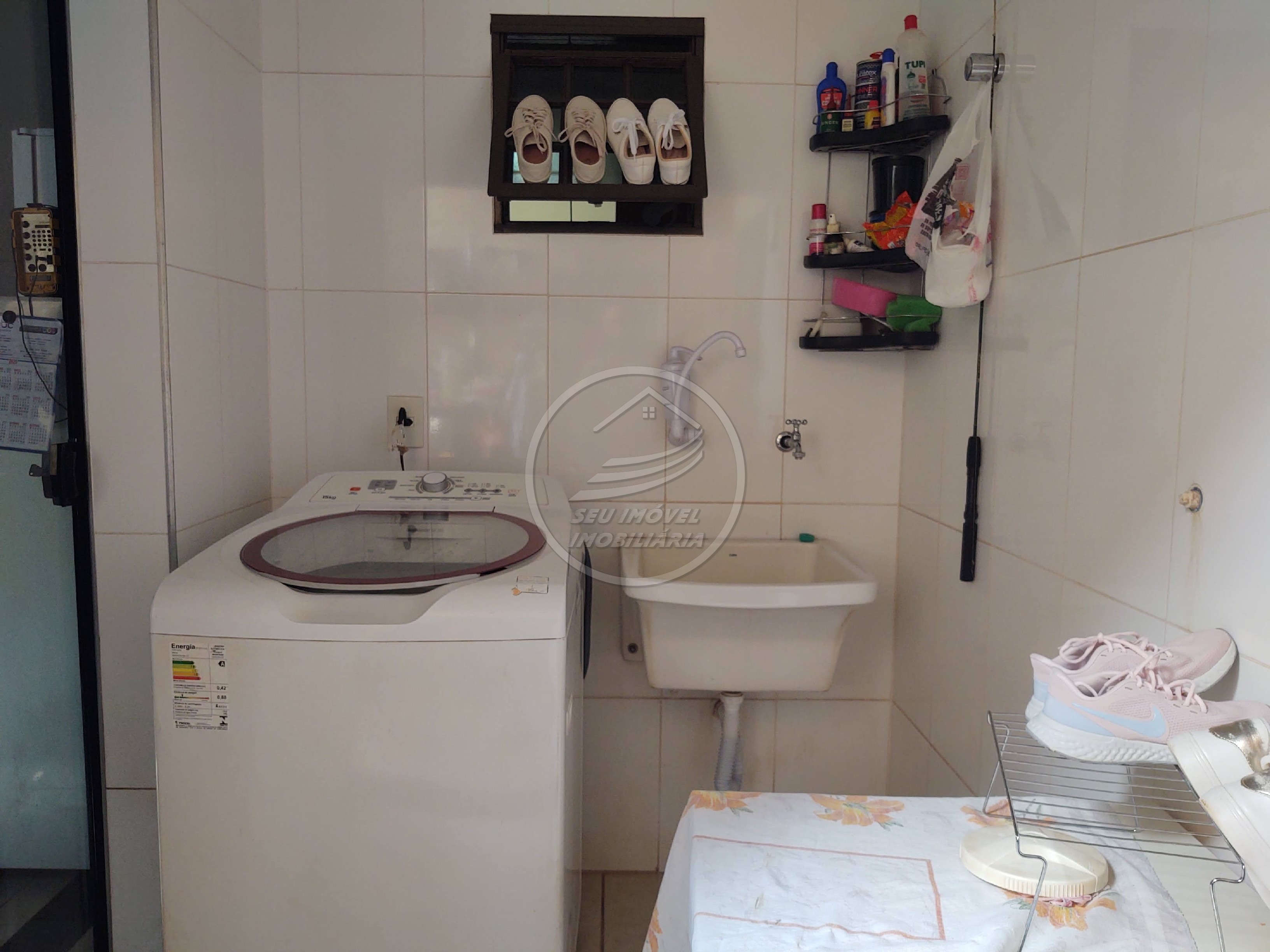 Casa à venda em Uberaba-MG | Cidade Nova | 3 quartos | 1 suíte com closet | R$ 700 mil